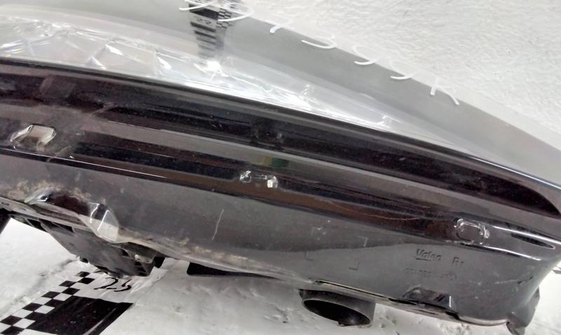 Фара передняя правая Skoda Rapid 2 LED