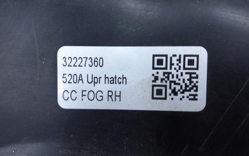 Рамка ПТФ передней правой Volvo V90 Cross Country Restail