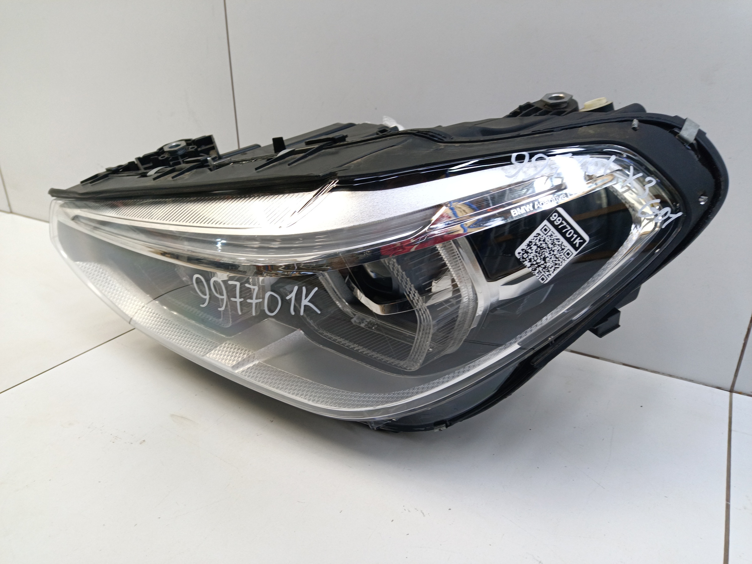 Фара передняя левая BMW X3 G01 LED адаптив