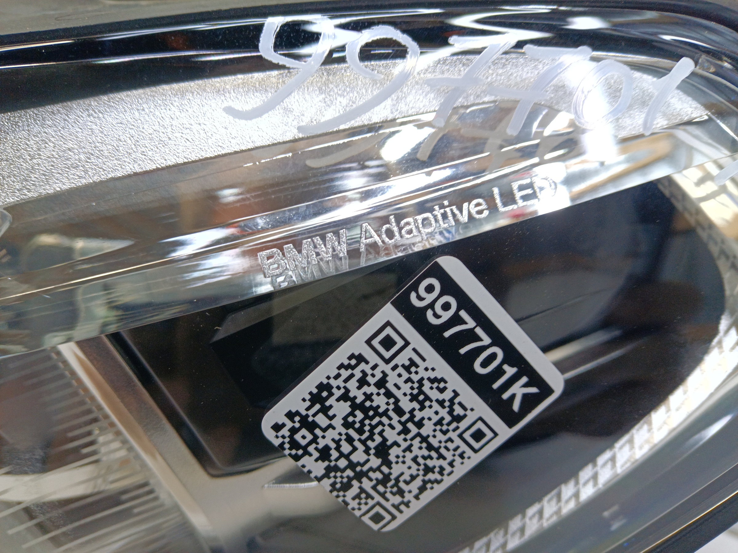 Фара передняя левая BMW X3 G01 LED адаптив