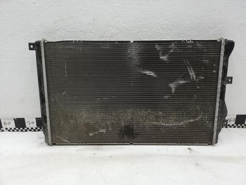 Радиатор охлаждения двигателя Audi A3 8P Restail