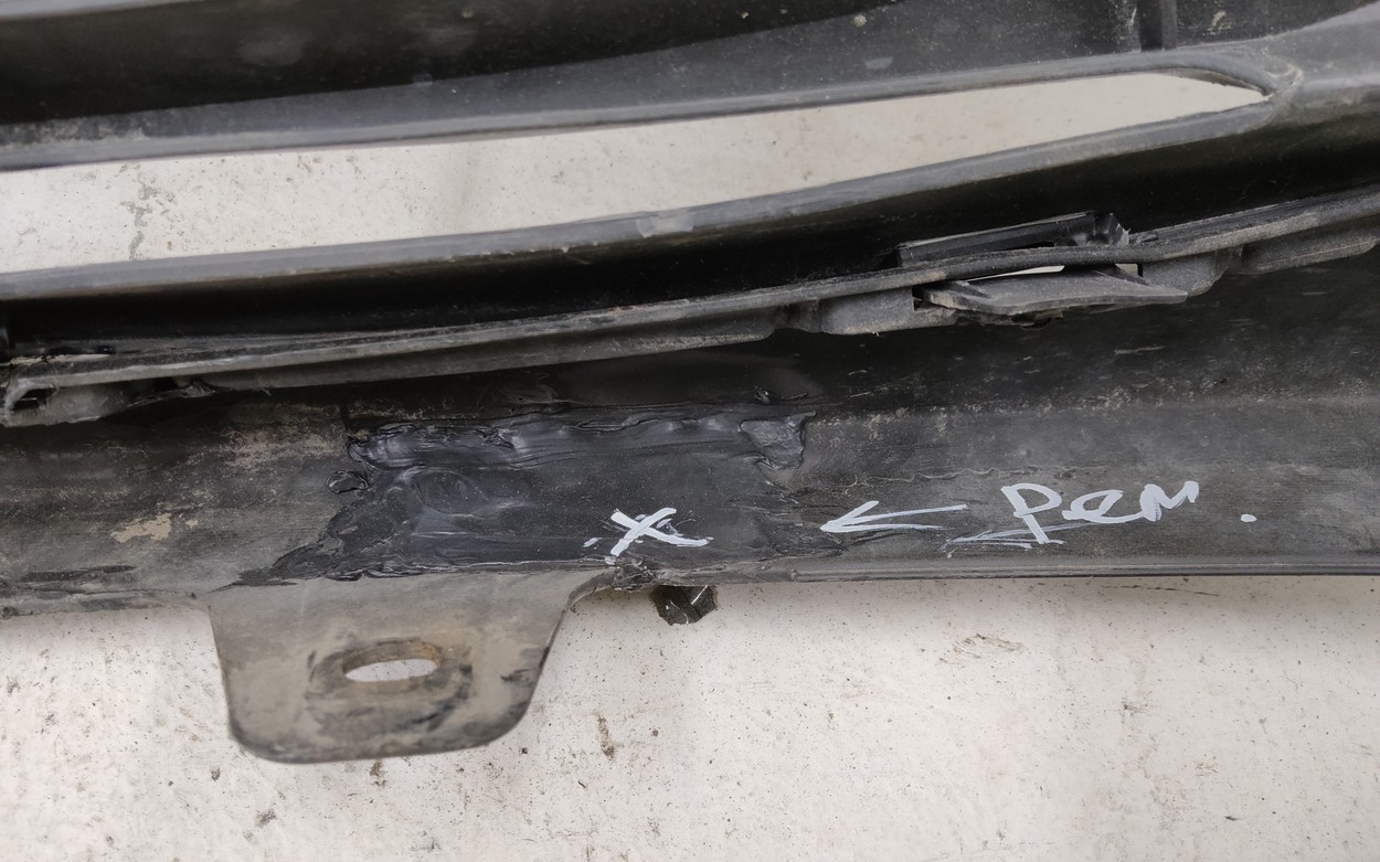 Бампер передний Toyota Camry V70