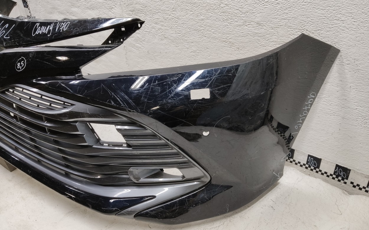 Бампер передний Toyota Camry V70