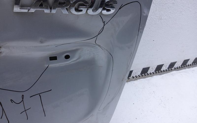 Дверь багажника правая распашная Lada Largus под стекло