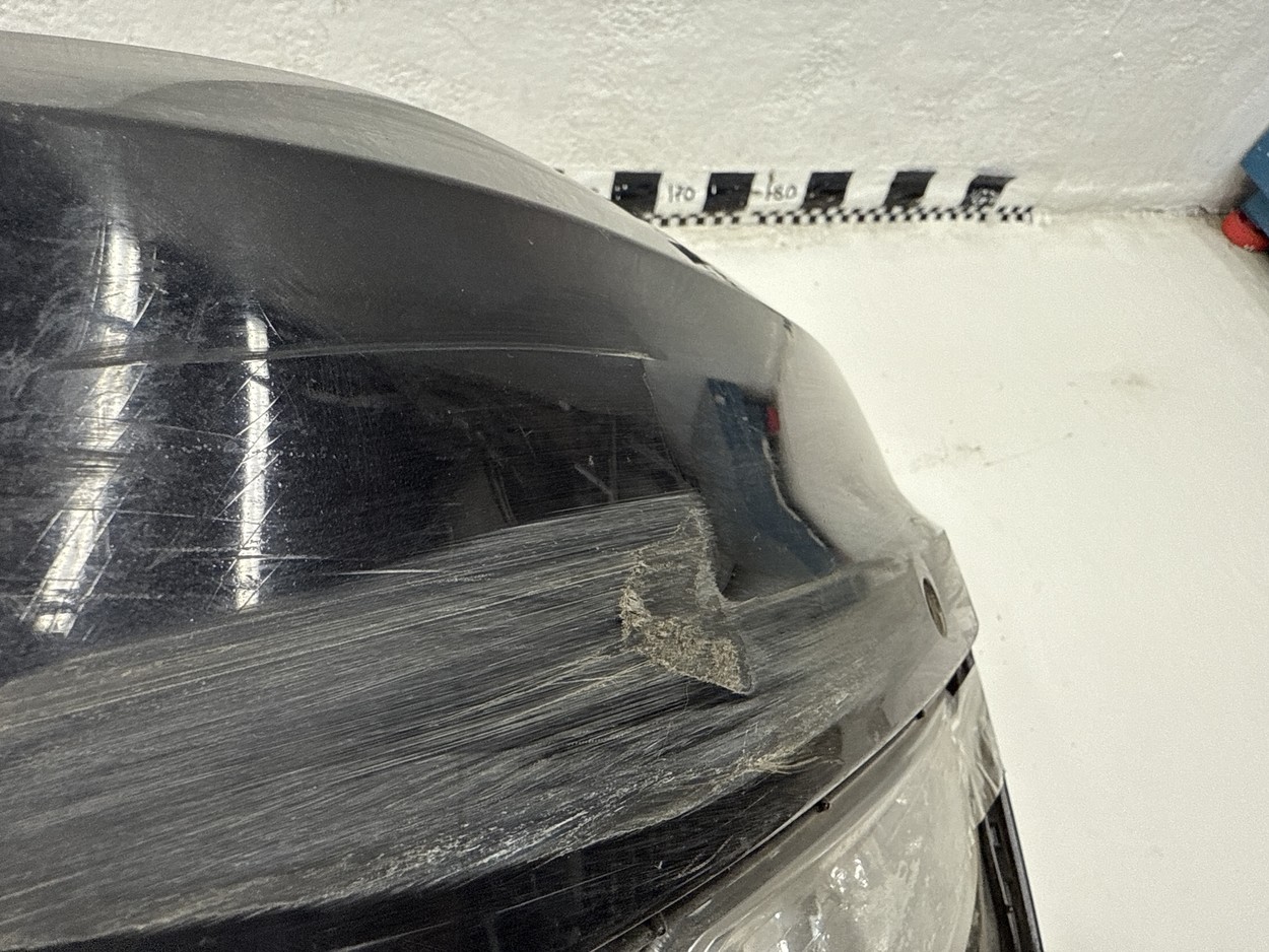 Бампер передний Volkswagen Polo 5 Sedan Restail