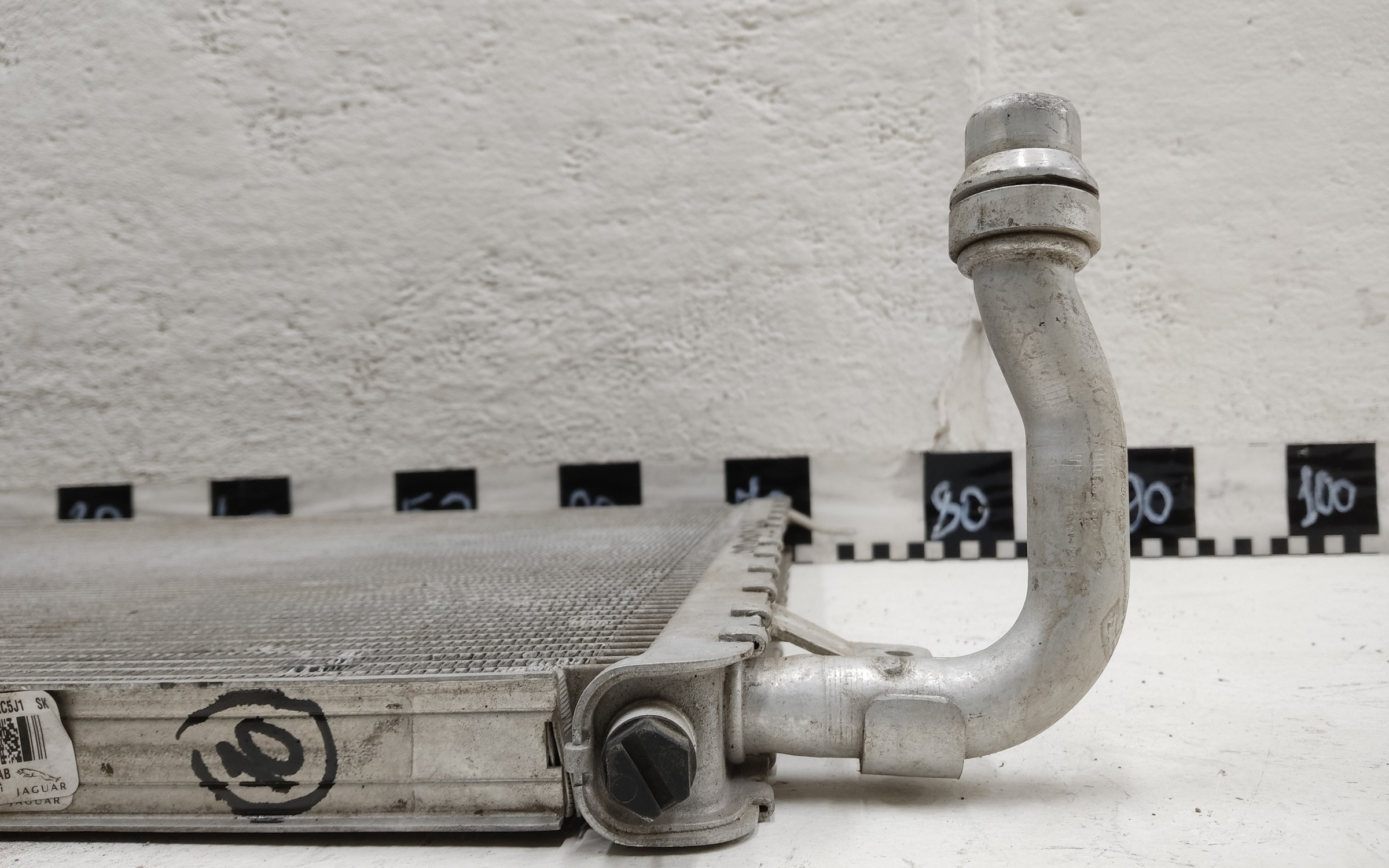 Радиатор охлаждения двигателя дополнительный Land Rover Range Rover Evoque 2