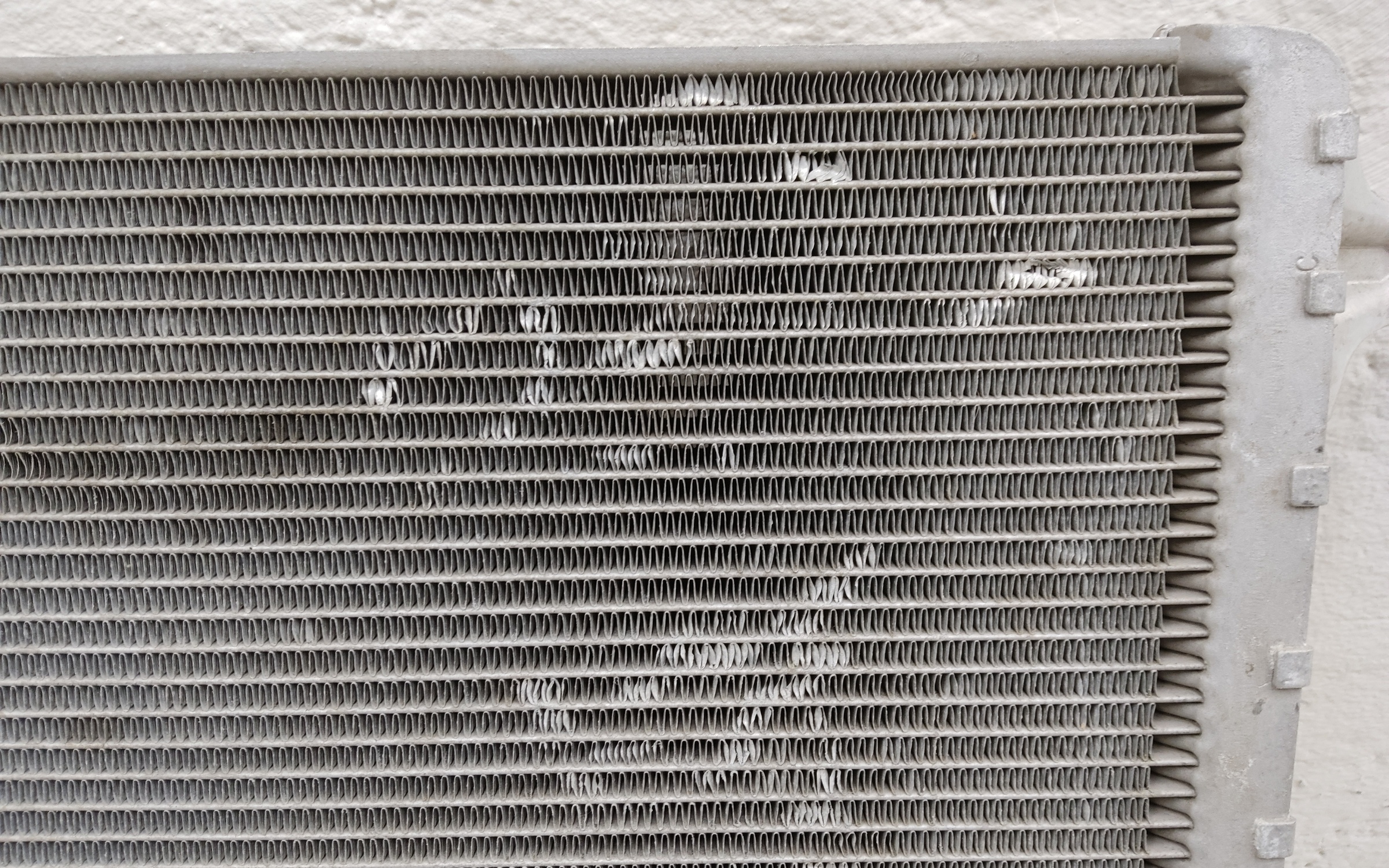 Радиатор охлаждения двигателя дополнительный Land Rover Range Rover Evoque 2