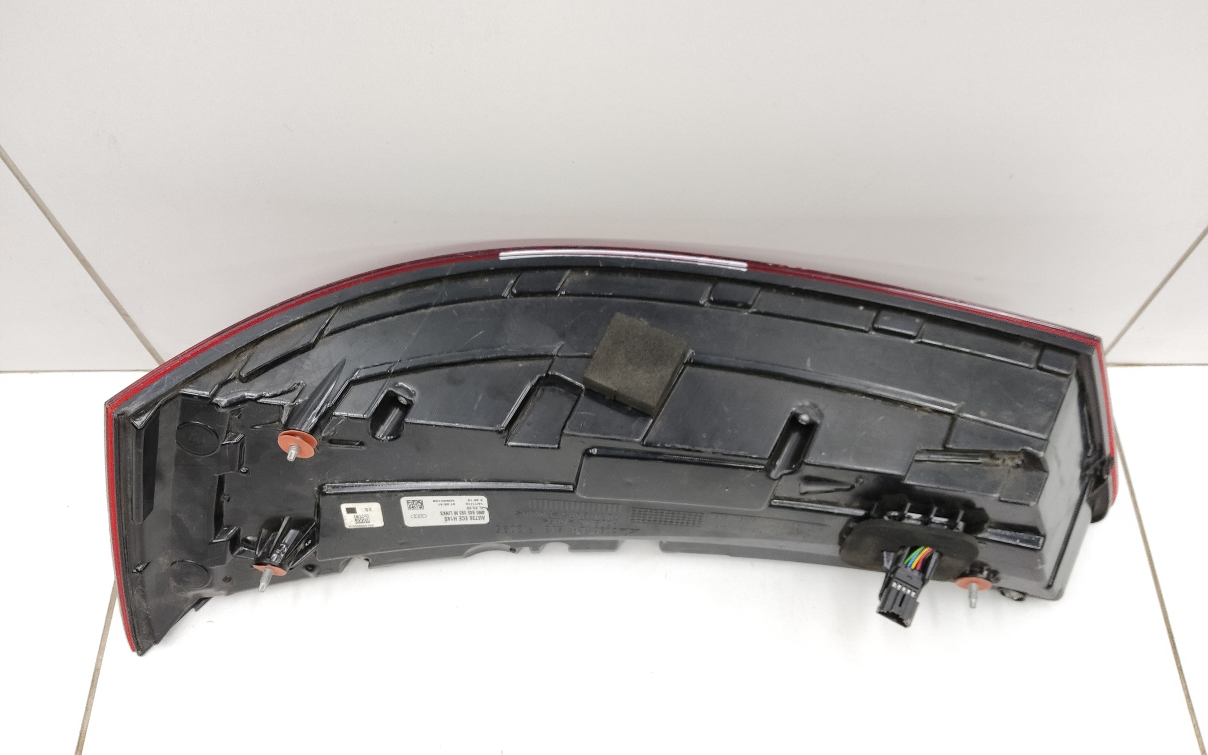 Фонарь задний левый Audi Q7 2 LED