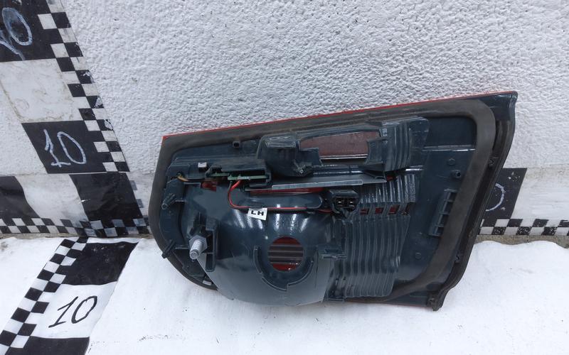 Фонарь задний левый внутренний BMW 3er F30