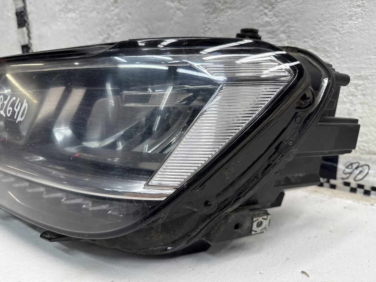 Фара передняя левая Volkswagen Tiguan 2 LED ДХО