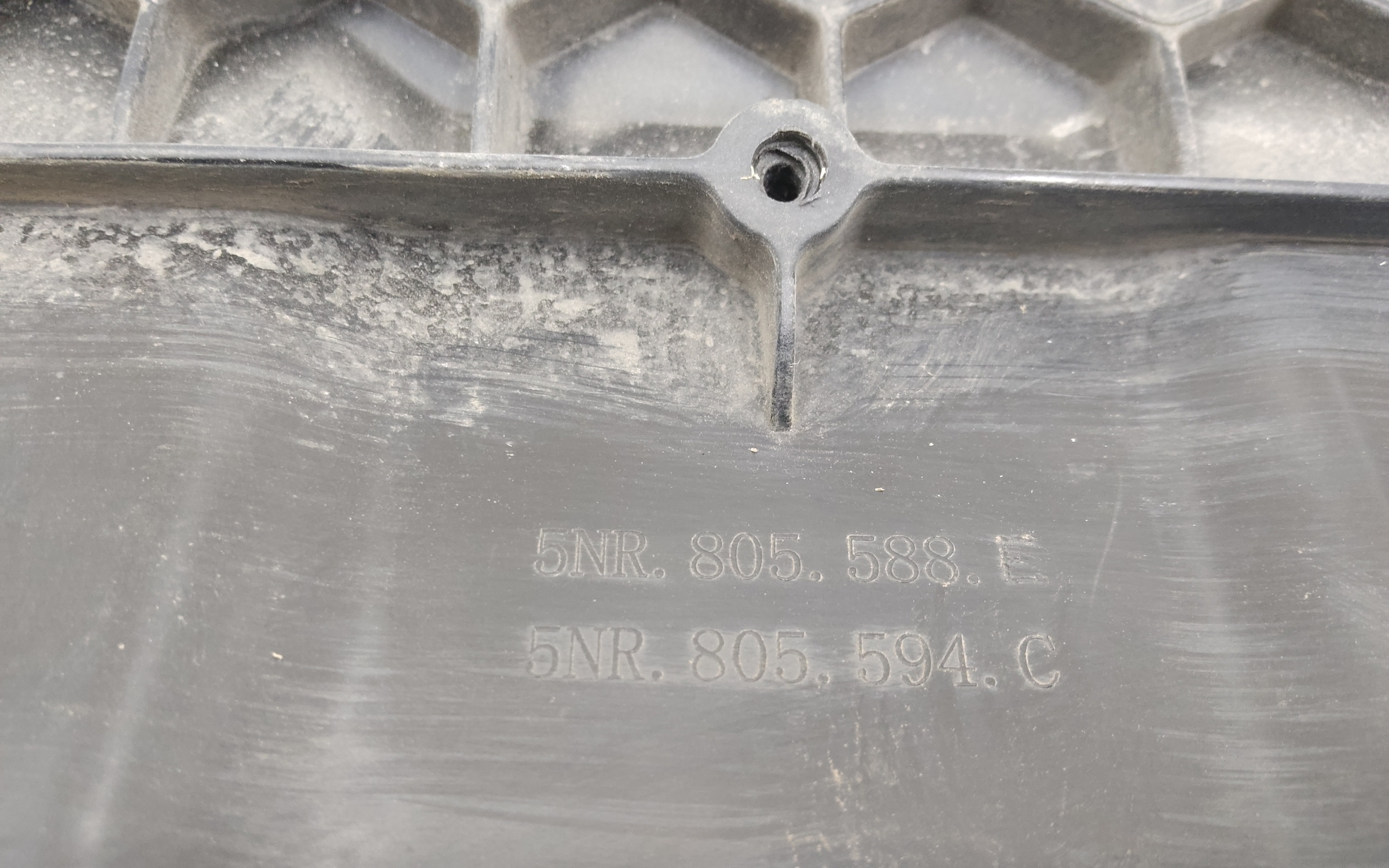 Панель передняя Volkswagen Tiguan 2 2.0L