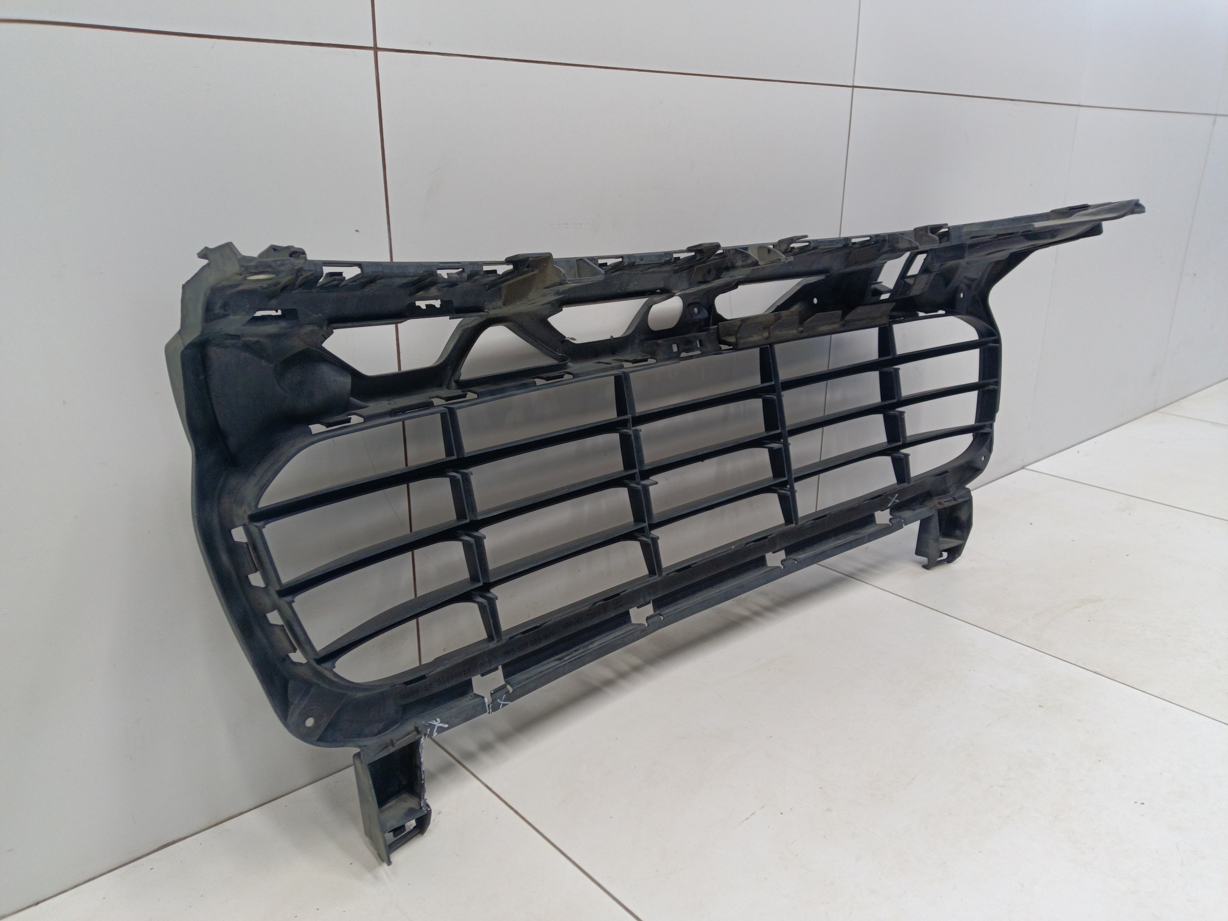 Решетка переднего бампера Porsche Cayenne 2 958 Restail