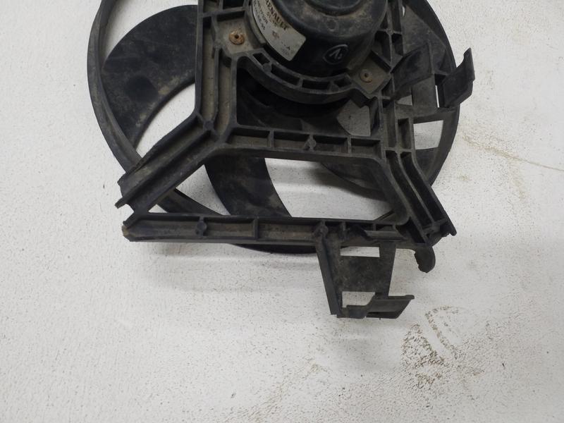 Мотор вентилятора радиатора Lada Largus