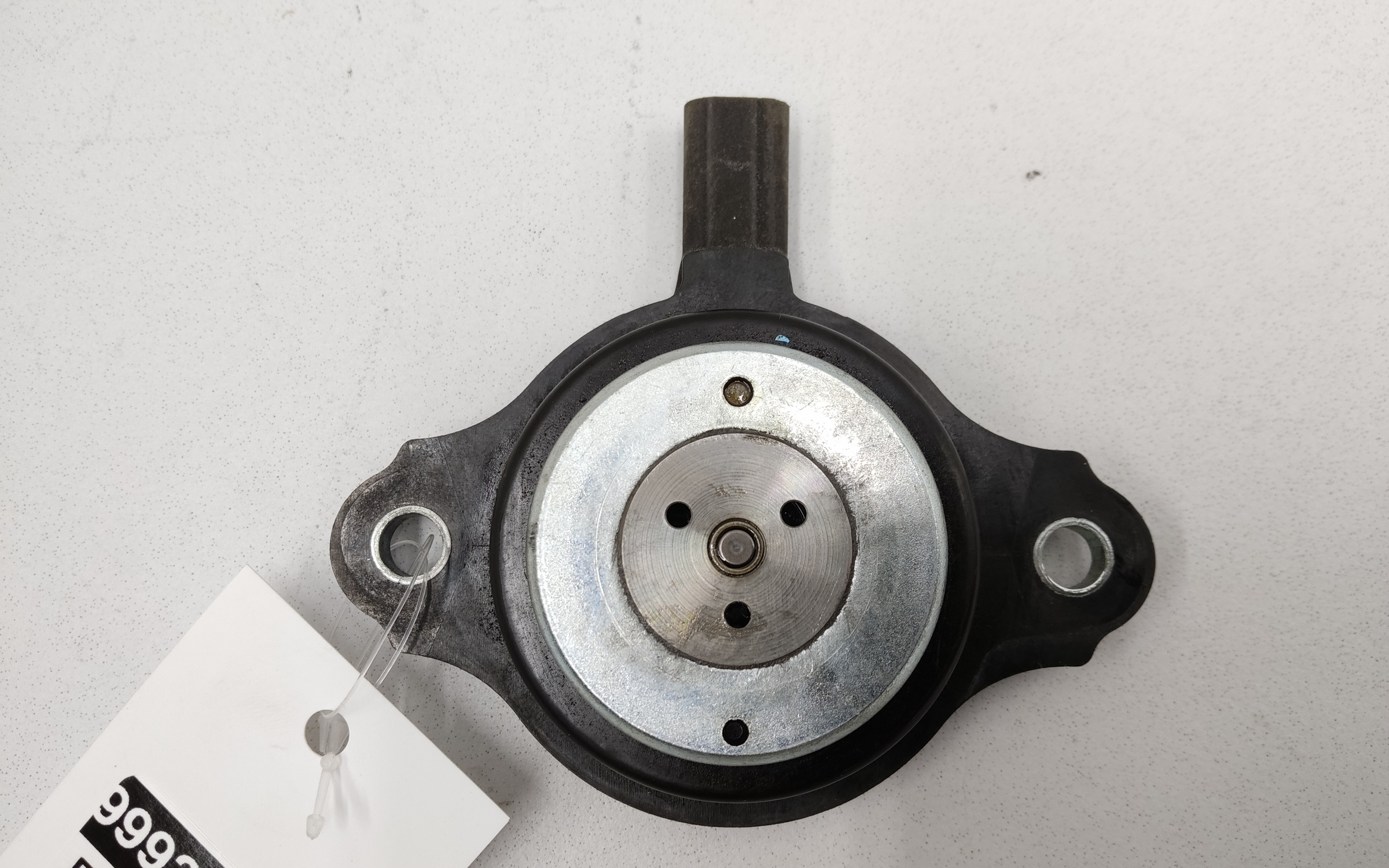 Клапан выпускной изменения фаз ГРМ Hyundai Elantra 7