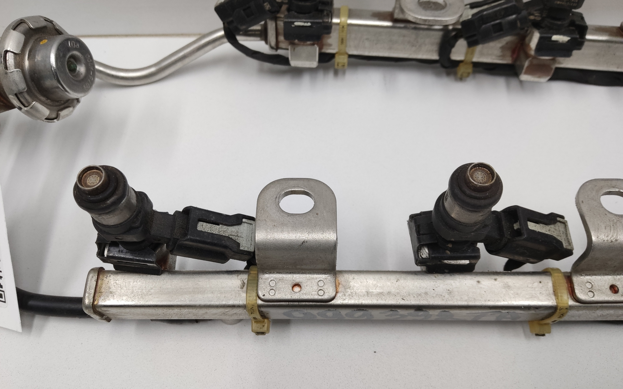 Топливная рампа Hyundai Santa Fe 4 G6DU 3.5L