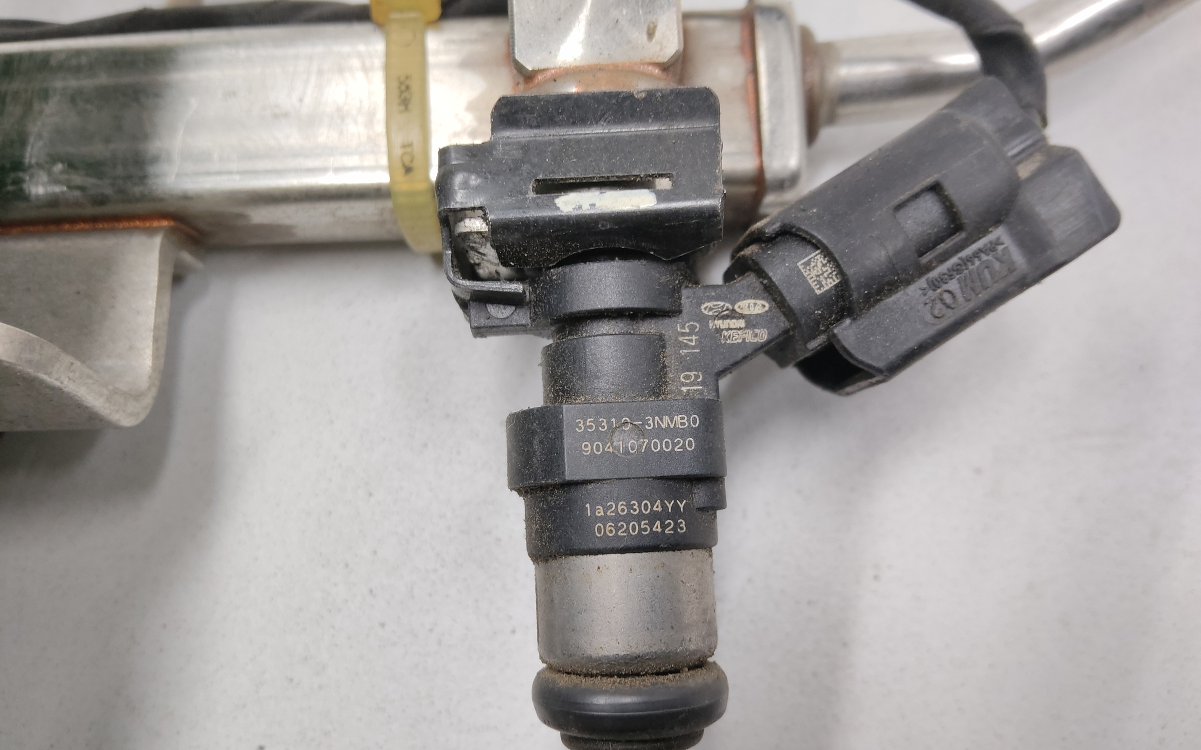 Топливная рампа Hyundai Santa Fe 4 G6DU 3.5L