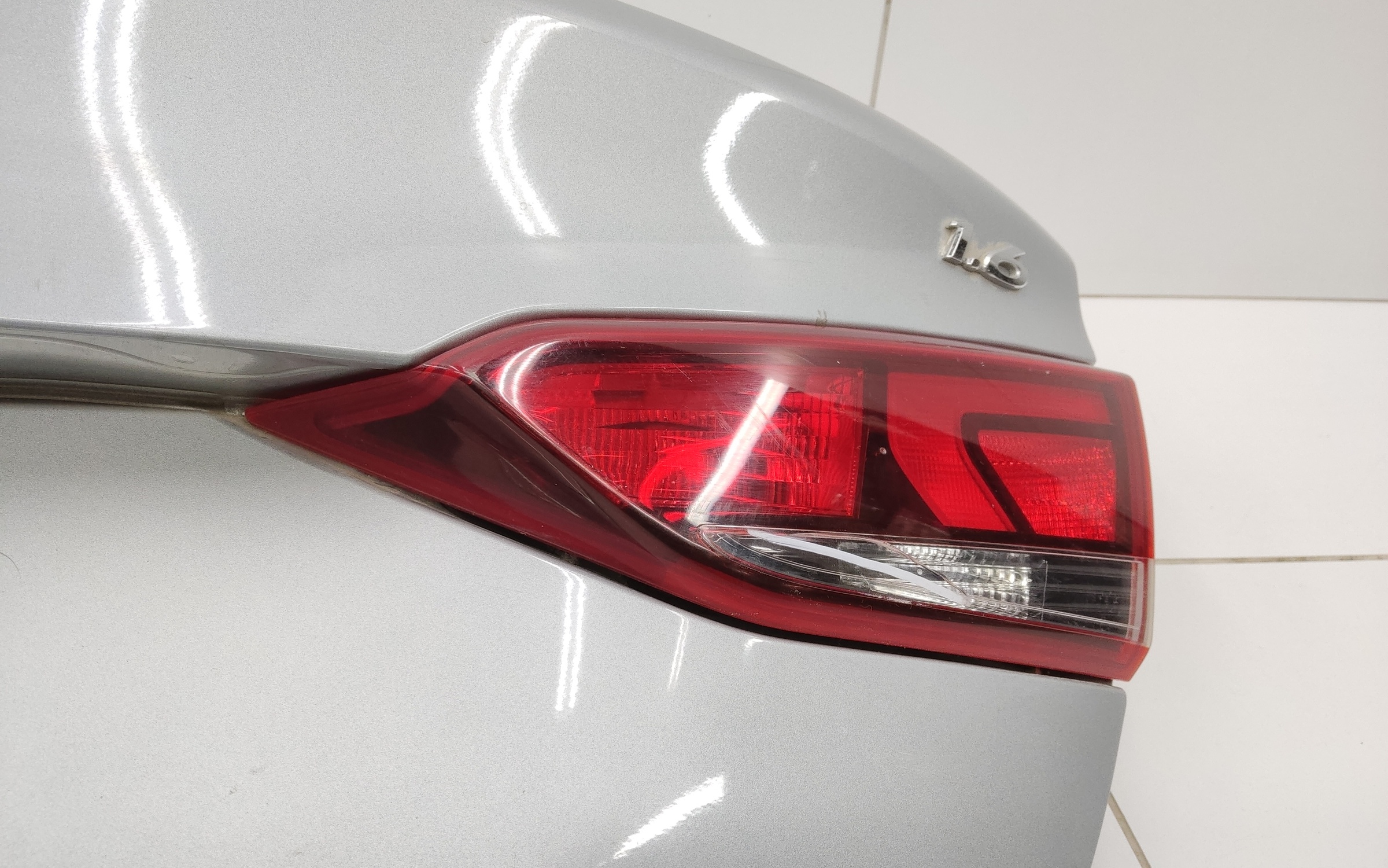 Крышка багажника Hyundai Solaris 2 Sedan