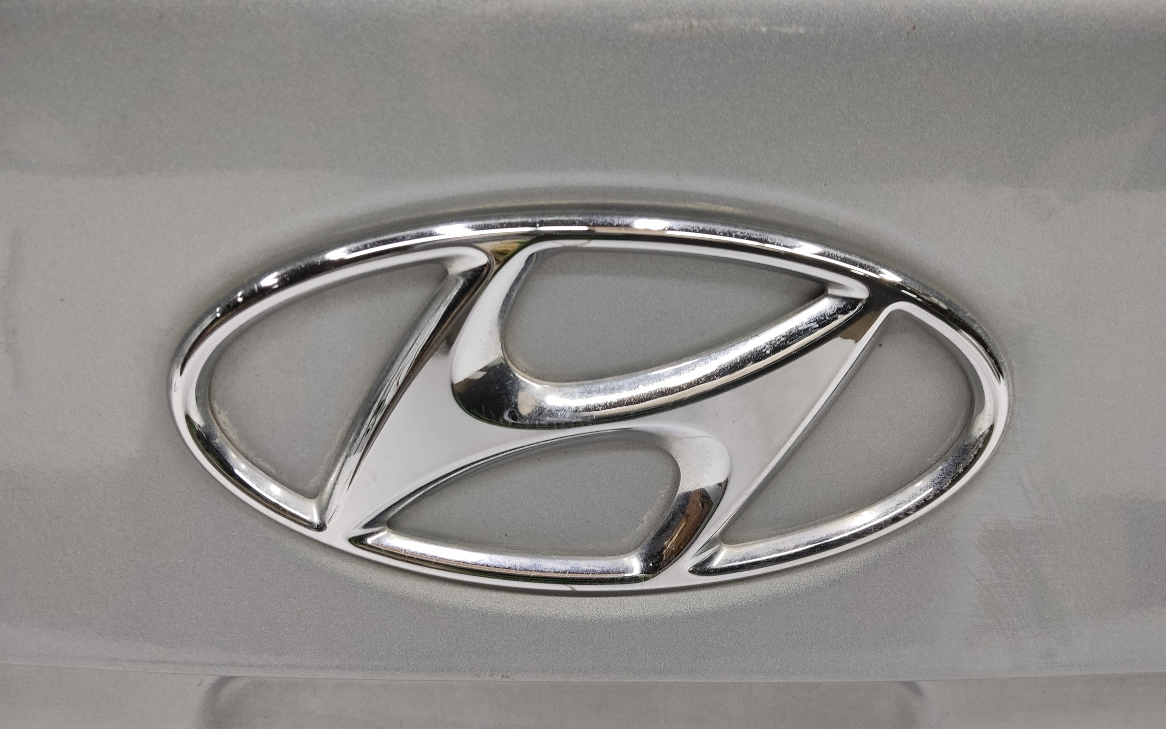 Крышка багажника Hyundai Solaris 2 Sedan