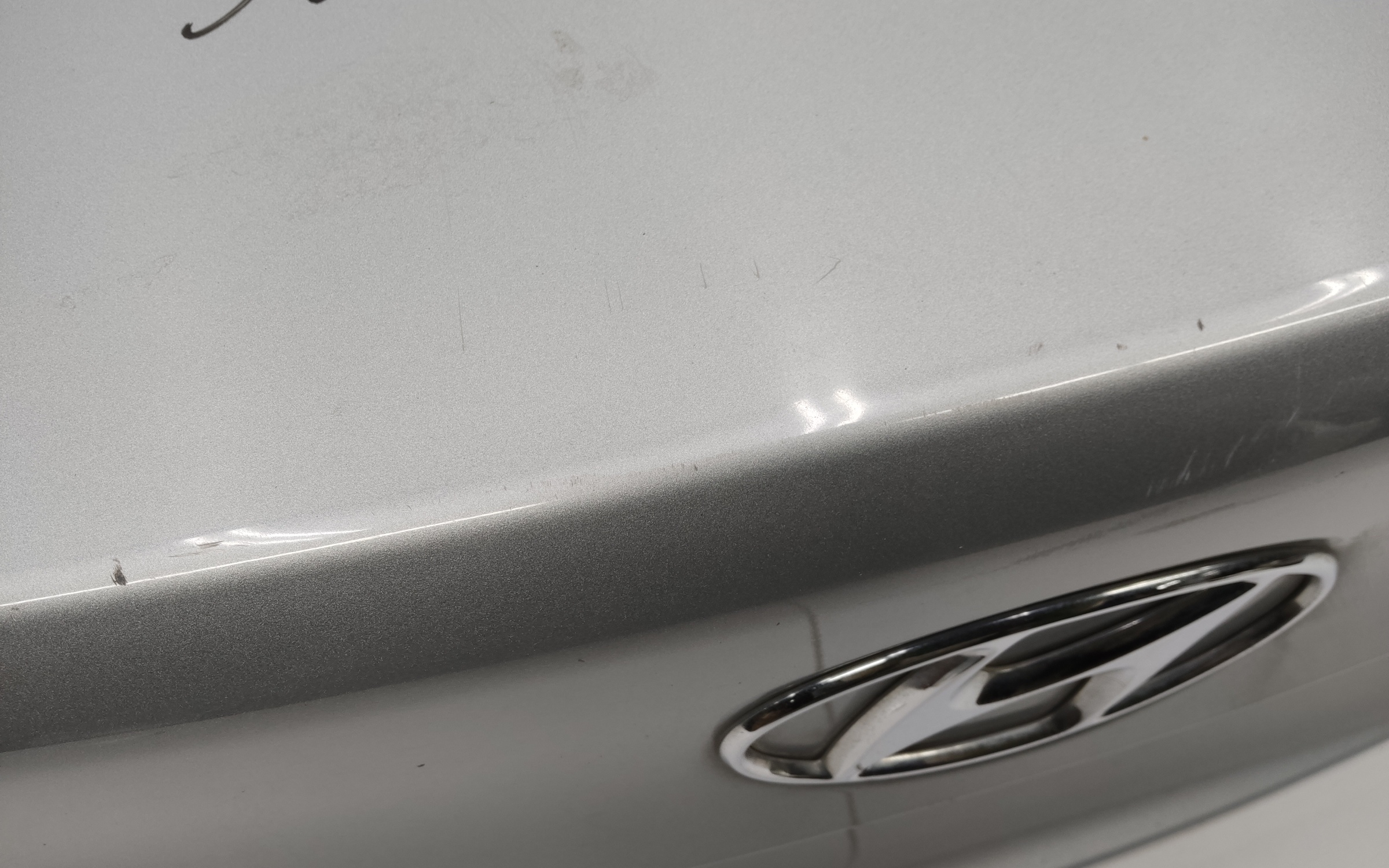 Крышка багажника Hyundai Solaris 2 Sedan
