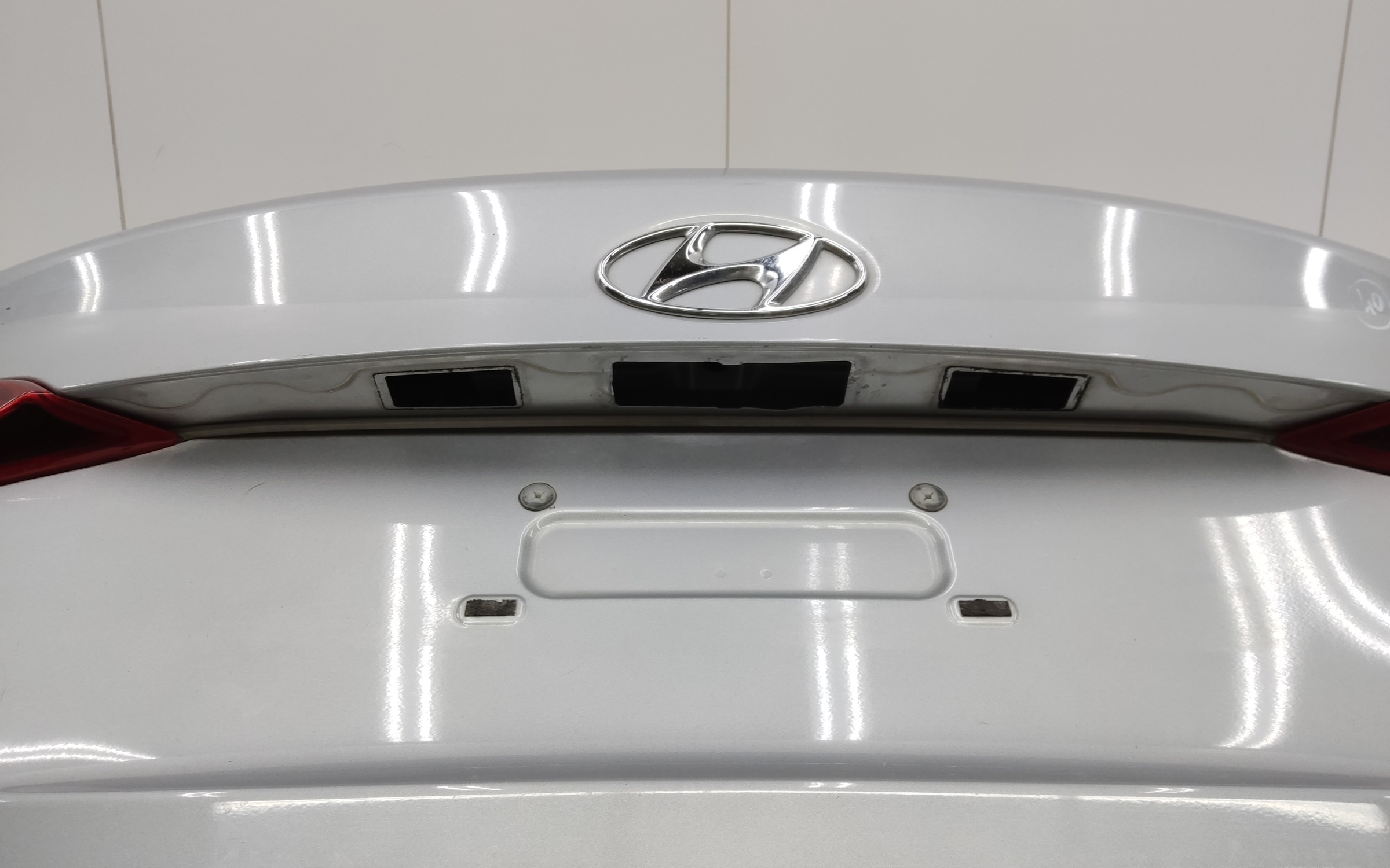 Крышка багажника Hyundai Solaris 2 Sedan