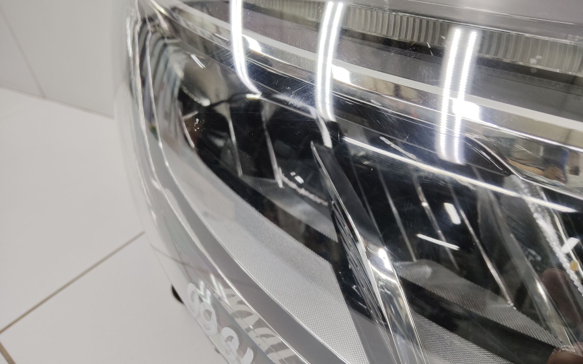 Фара передняя левая Renault Kaptur LED