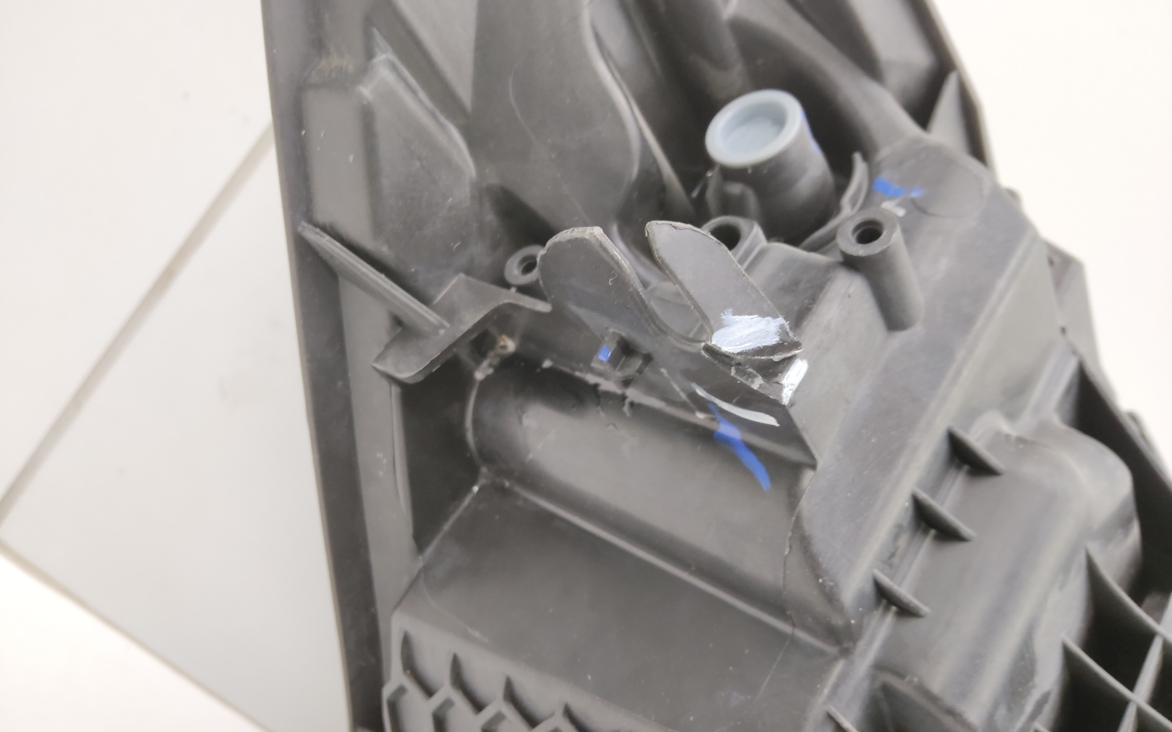 Фара передняя левая Renault Kaptur LED