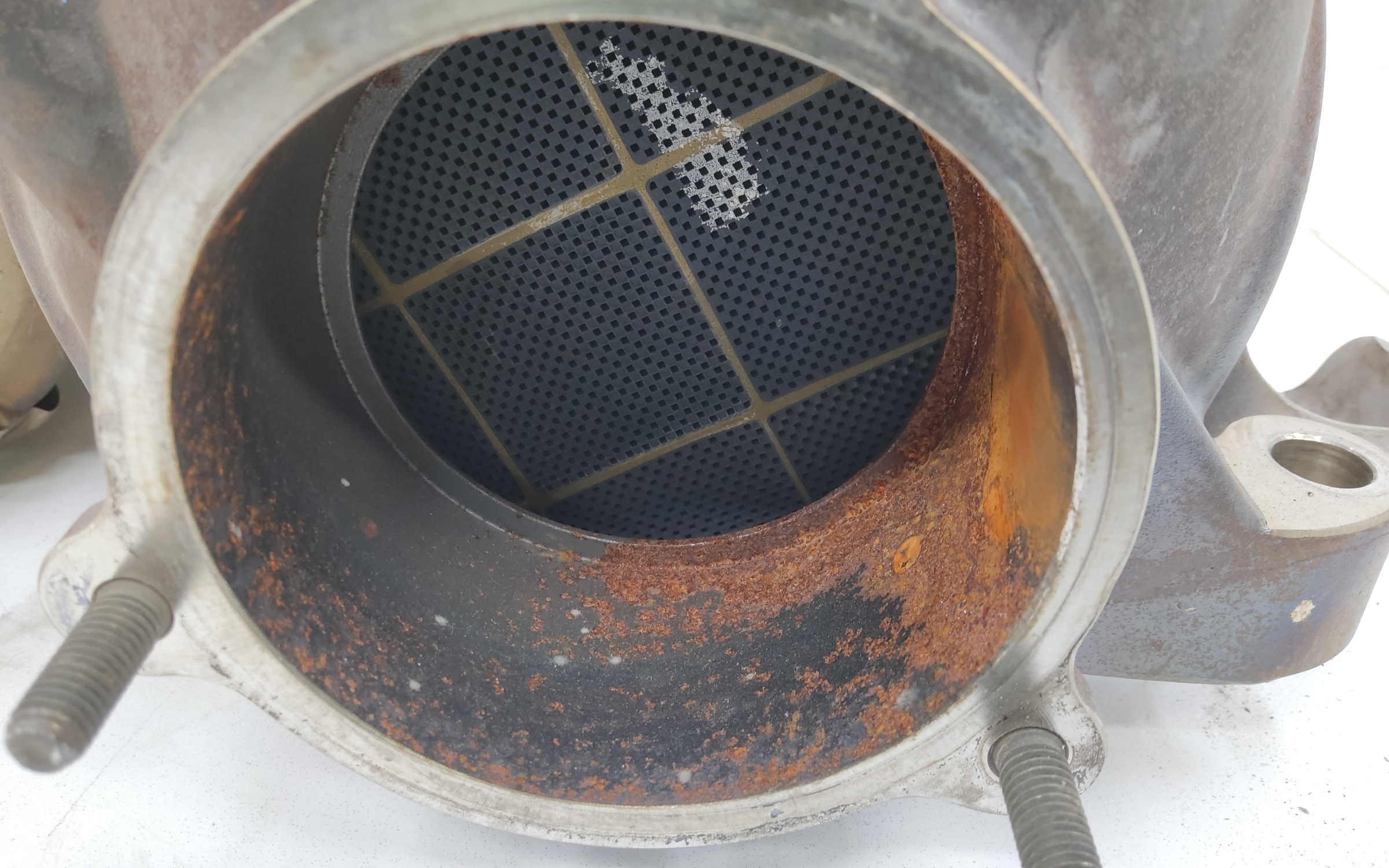 Катализатор Hyundai / Kia 2.0L Euro 5 дизель