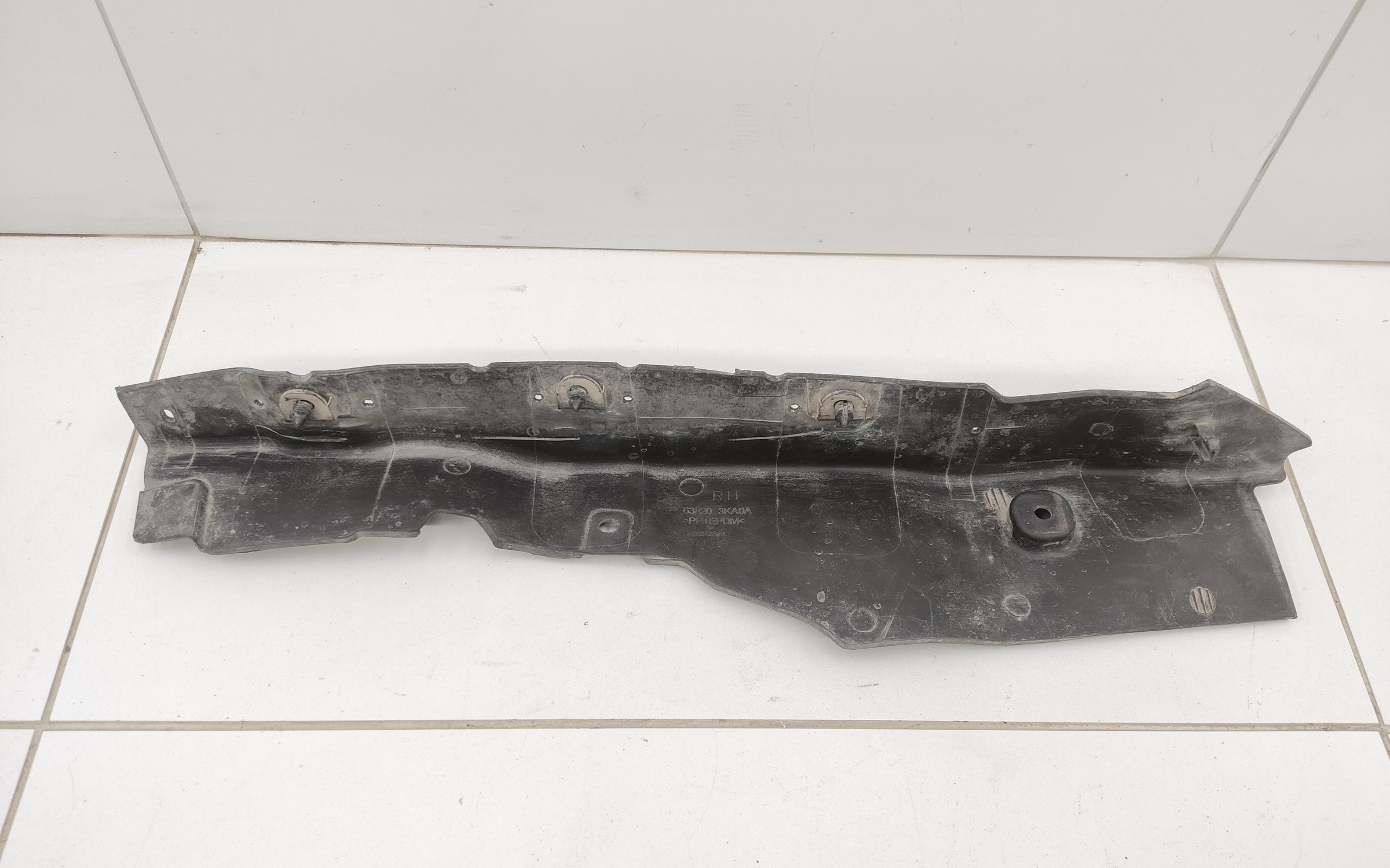 Пыльник крыла переднего правого Nissan Pathfinder 4 R52