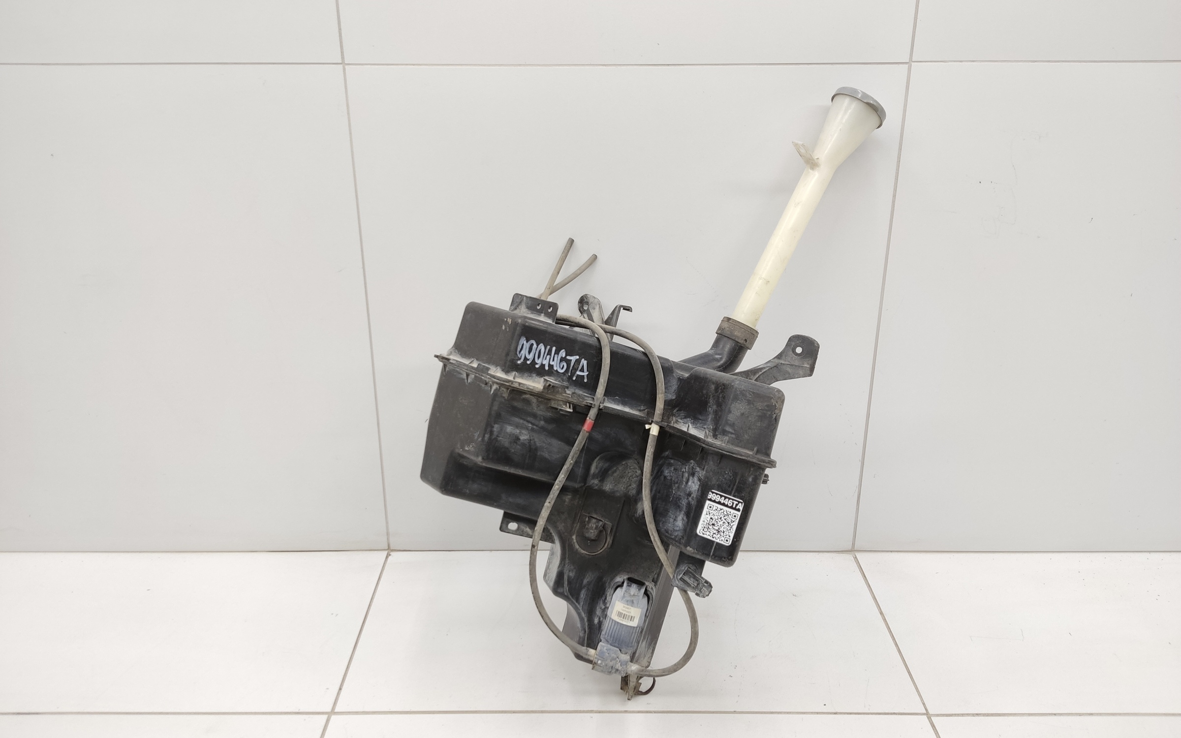 Бачок омывателя Nissan Pathfinder 4 R52