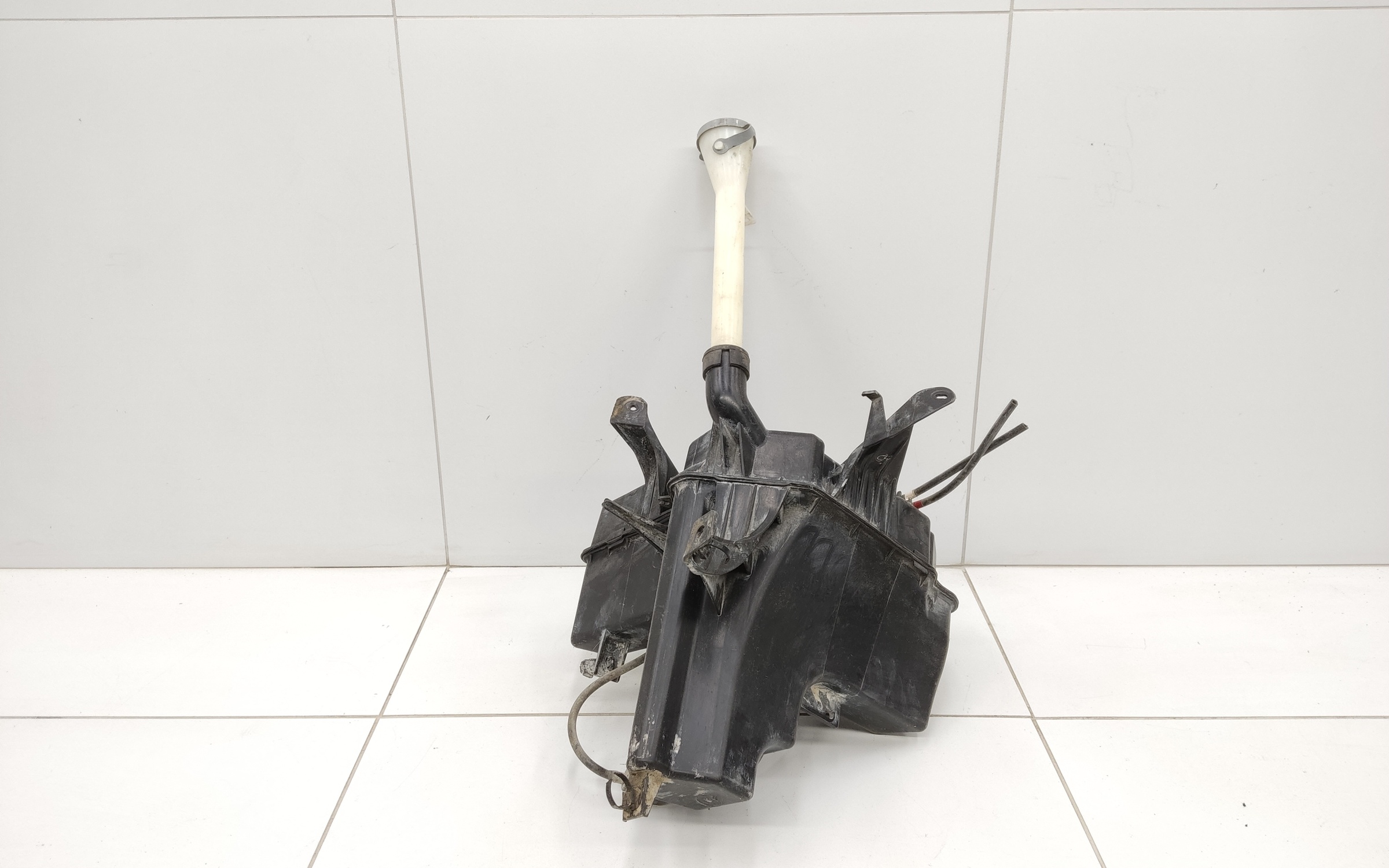 Бачок омывателя Nissan Pathfinder 4 R52