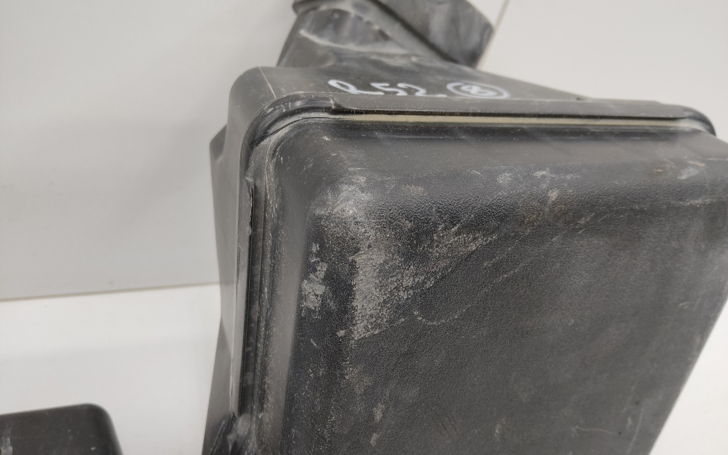 Воздухозаборник воздушного фильтра Nissan Pathfinder 4 R52