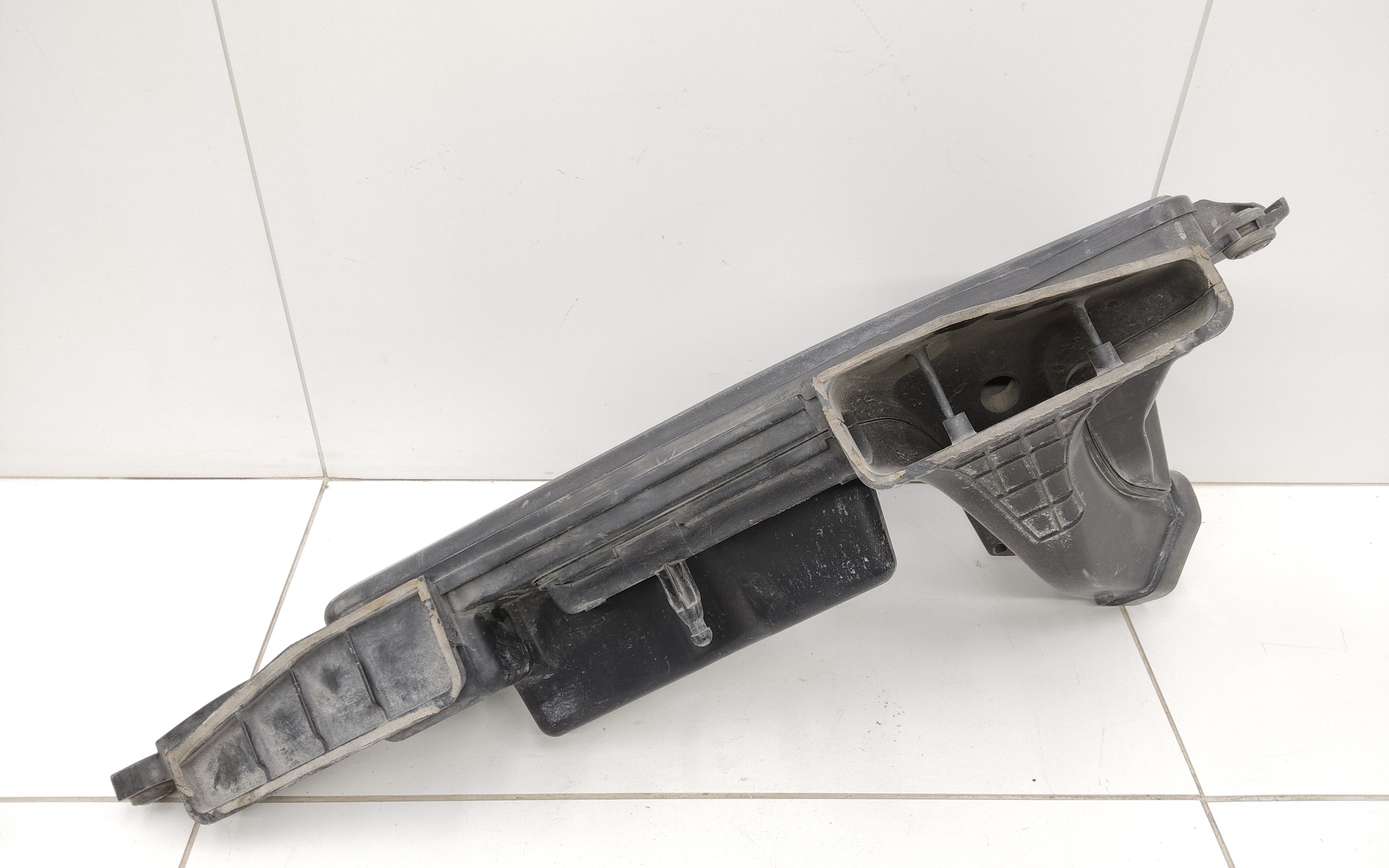 Воздухозаборник воздушного фильтра Nissan Pathfinder 4 R52