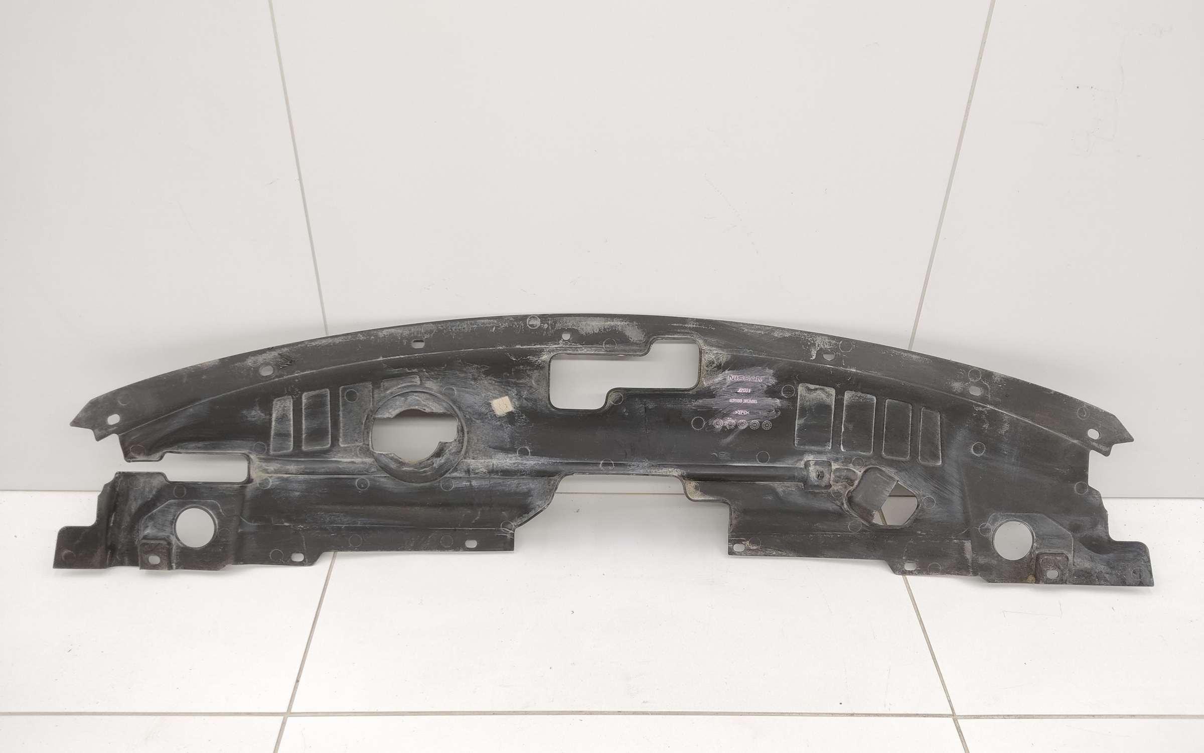 Накладка передней панели Nissan Pathfinder 4 R52