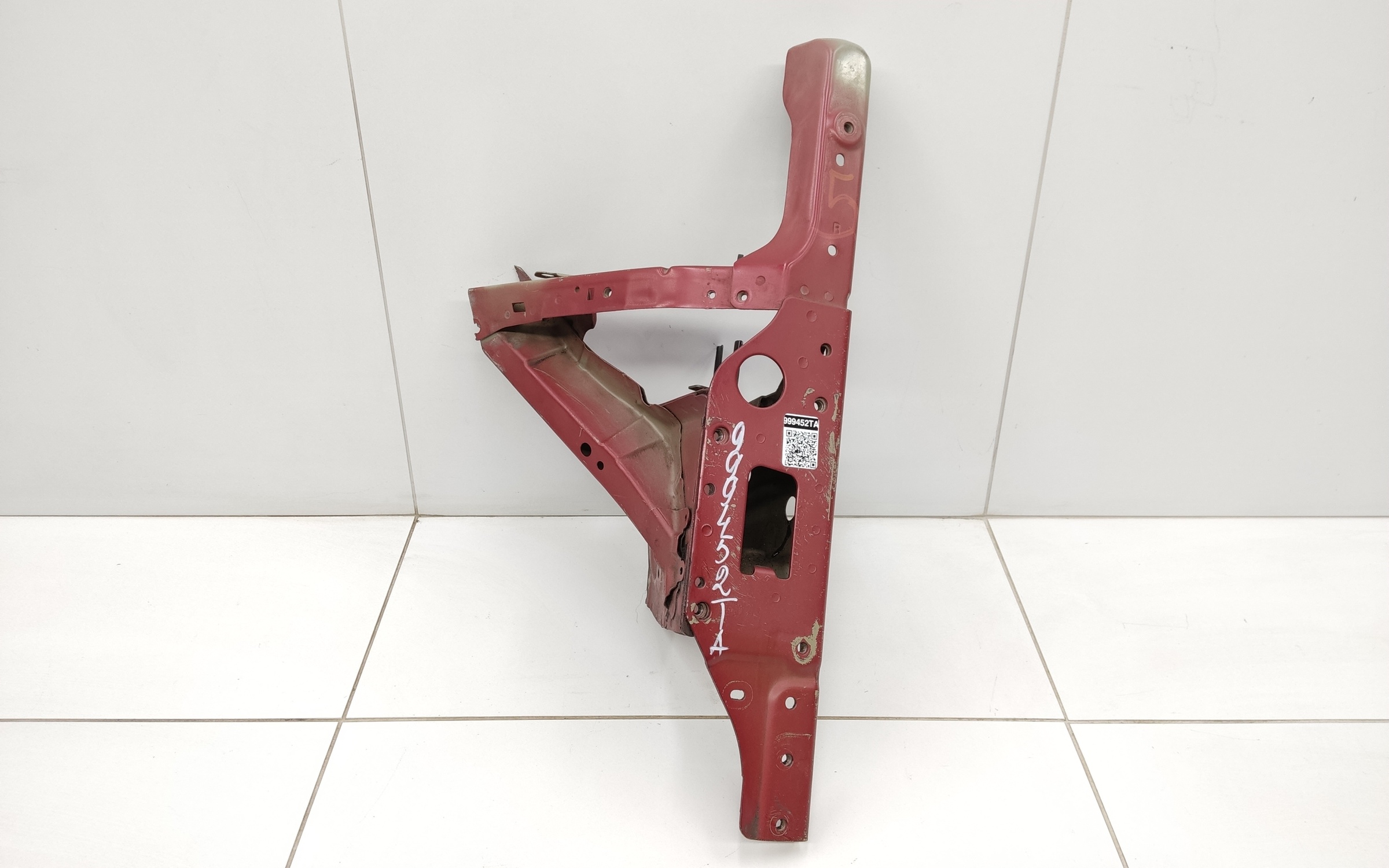 Лонжерон передний правый Nissan Pathfinder 4 R52