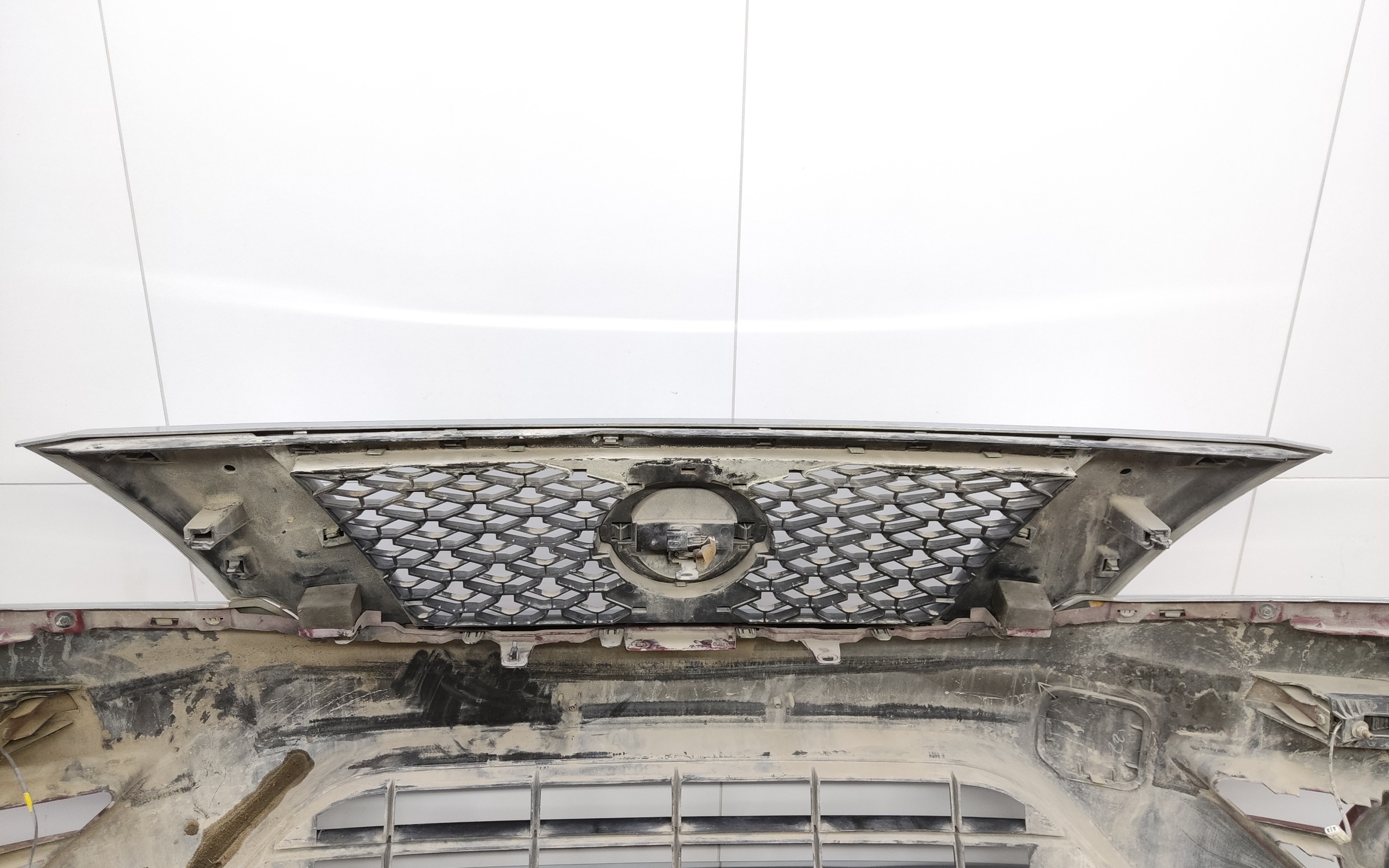 Бампер передний Nissan Pathfinder 4 R52