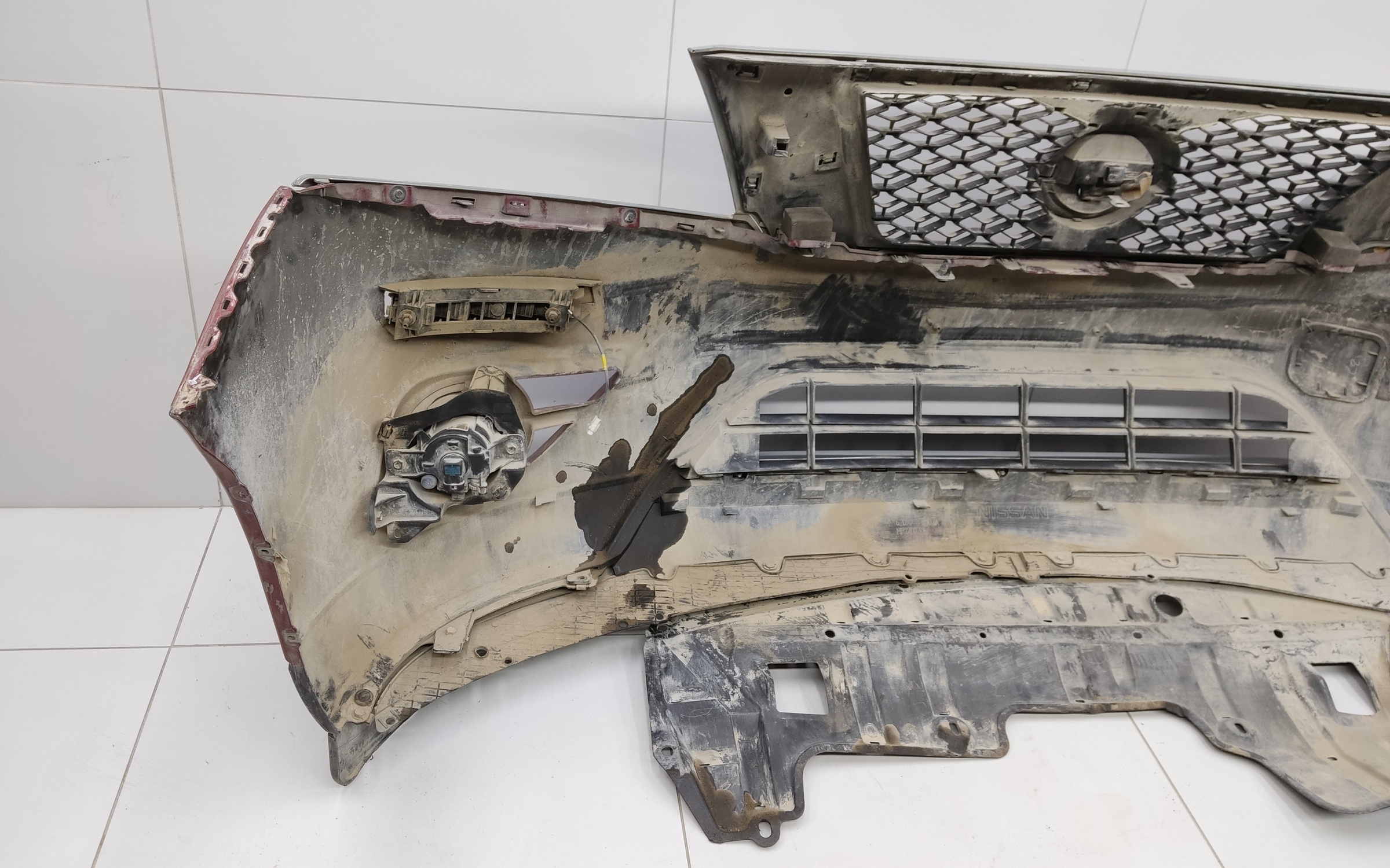 Бампер передний Nissan Pathfinder 4 R52