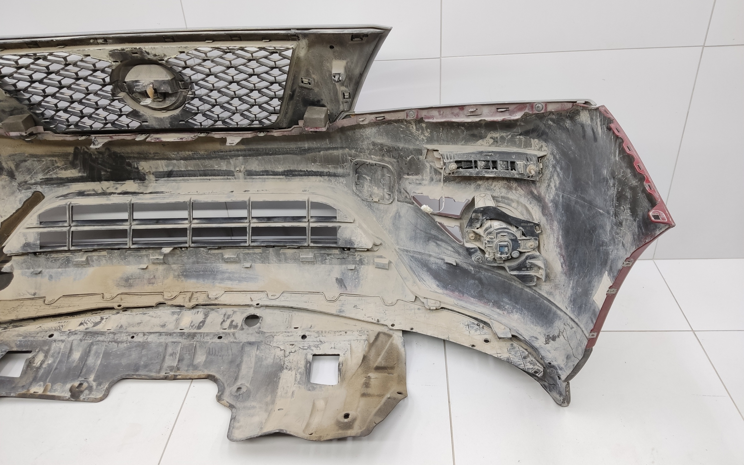 Бампер передний Nissan Pathfinder 4 R52