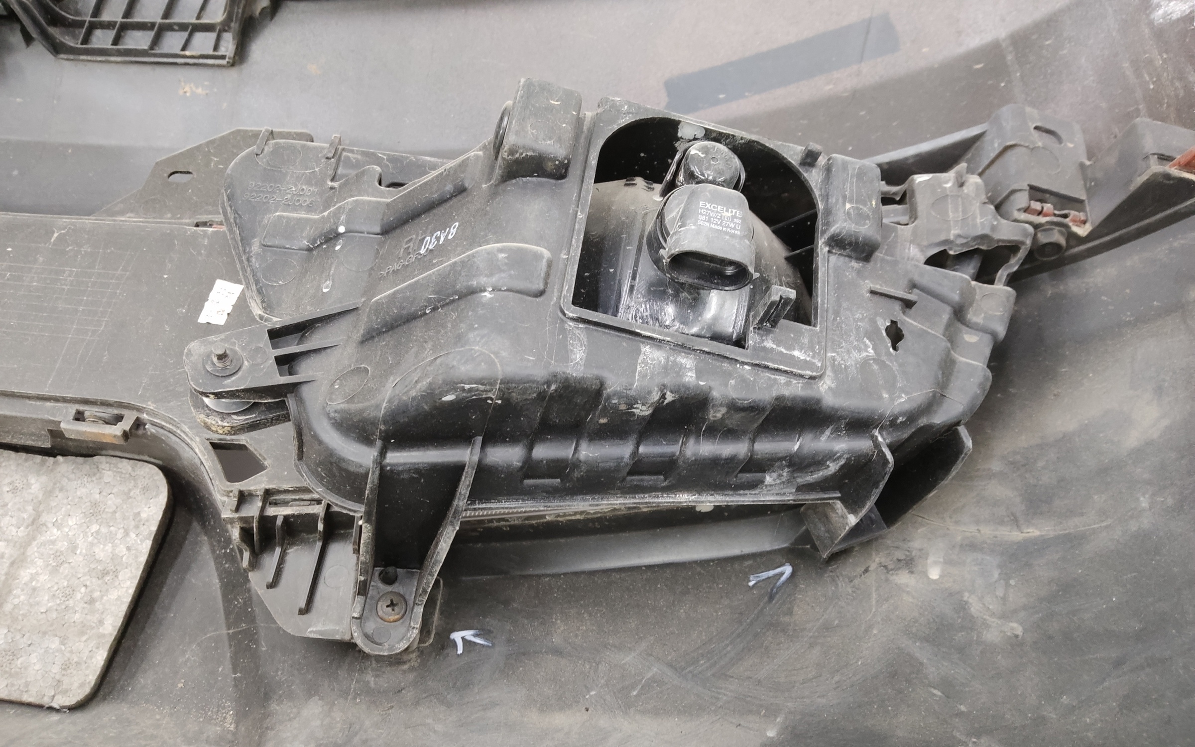 Бампер передний  Kia Mohave 1