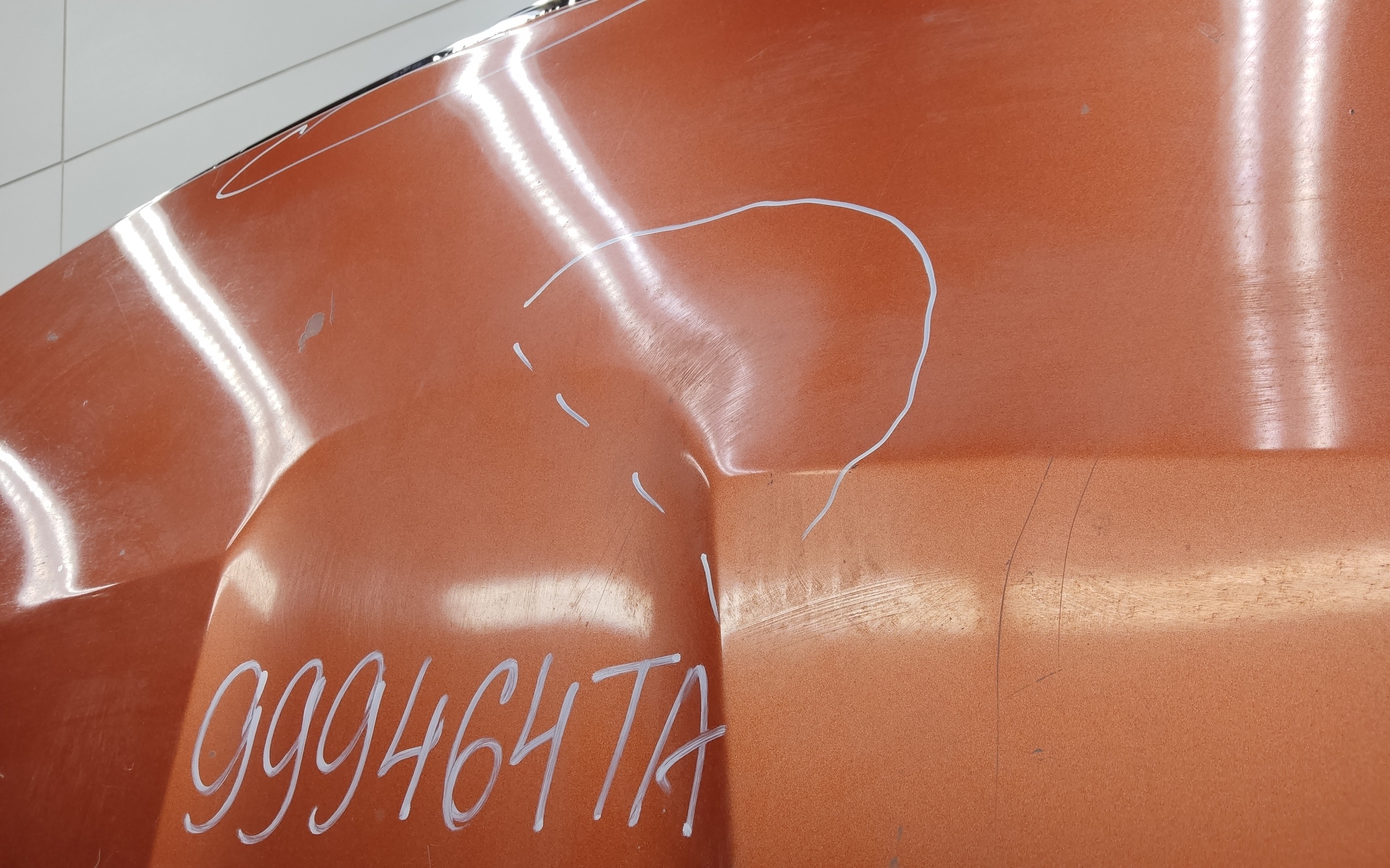 Капот Kia Mohave 1