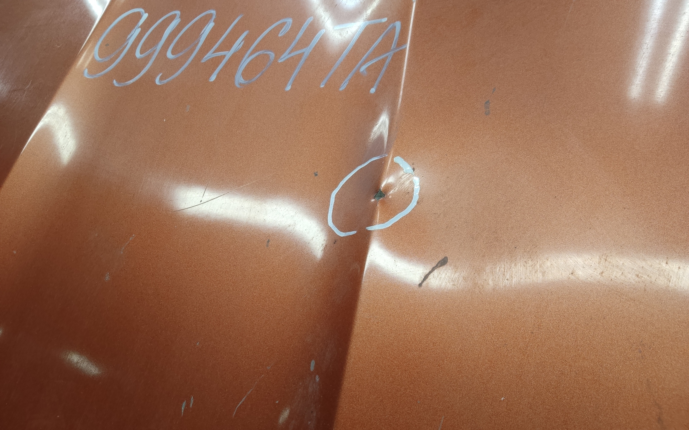 Капот Kia Mohave 1