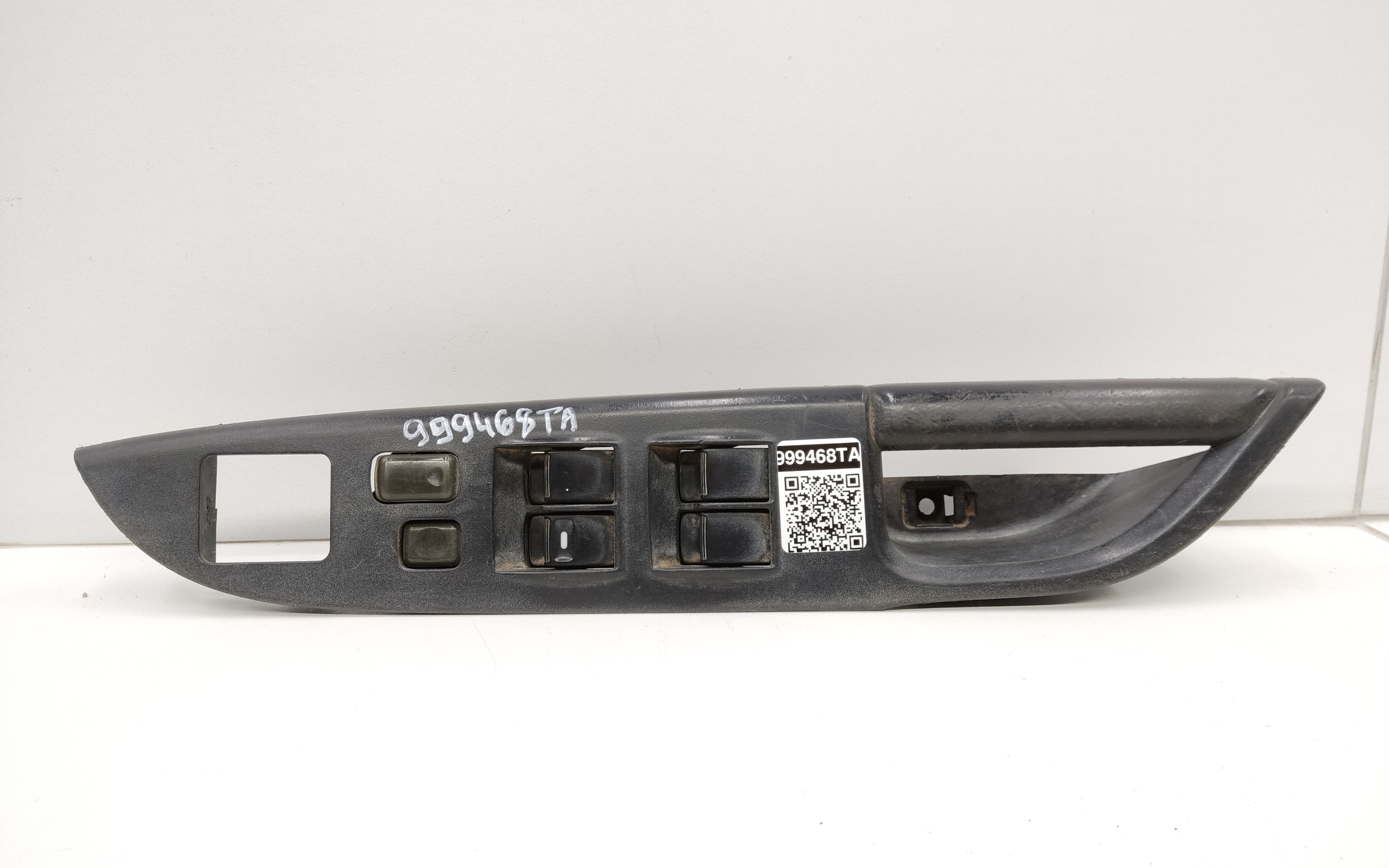 Блок управления стеклоподъёмниками Mitsubishi ASX