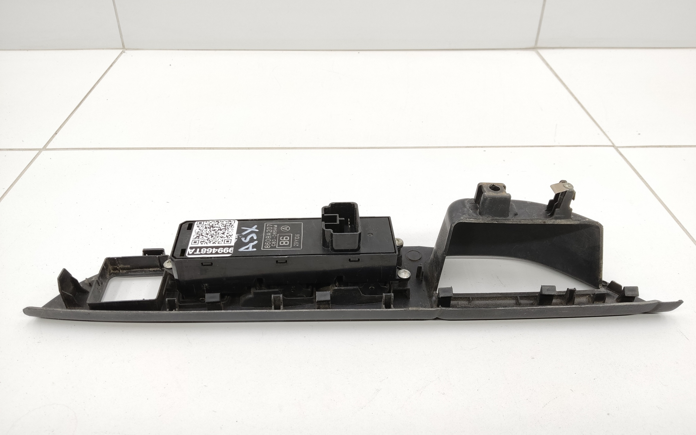 Блок управления стеклоподъёмниками Mitsubishi ASX