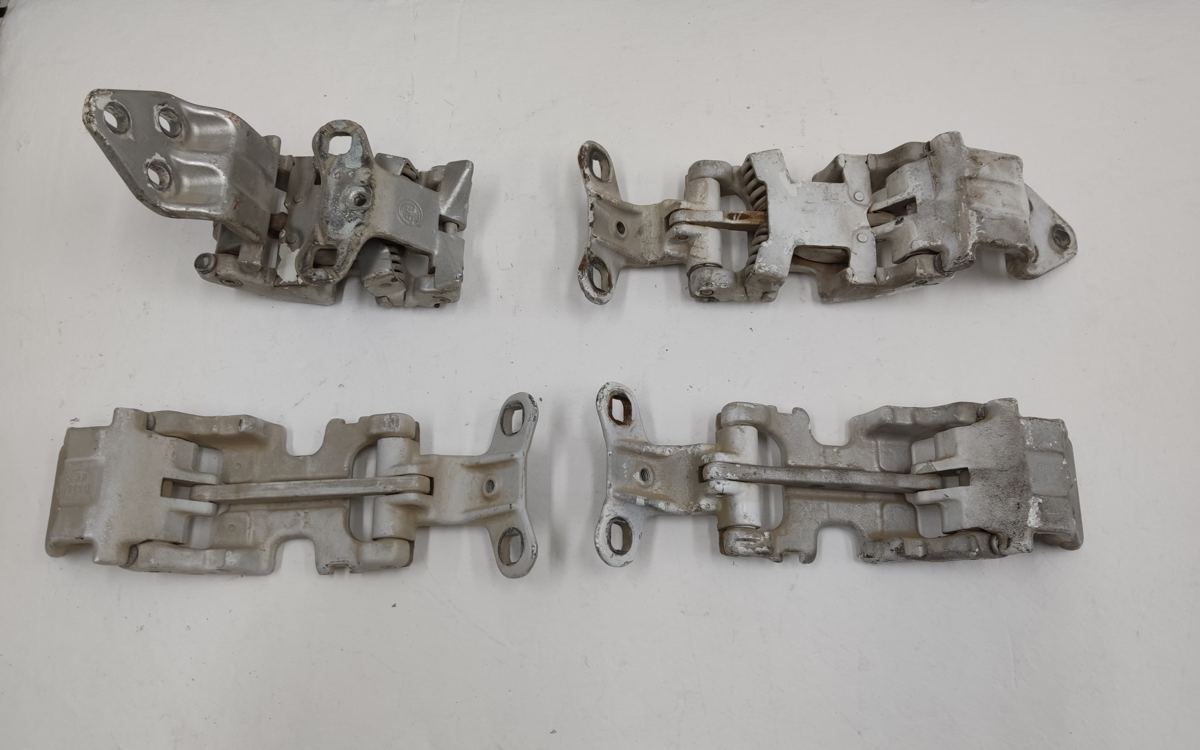 Петли задних дверей Fiat Peugeot 270 градусов