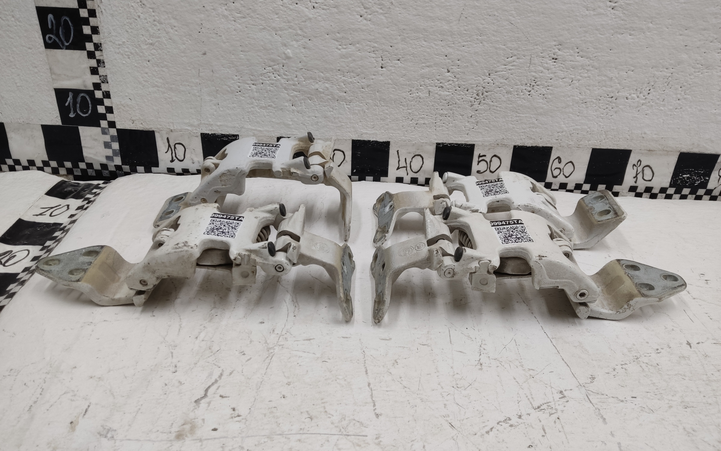 Петли задних дверей Fiat Peugeot 270 градусов