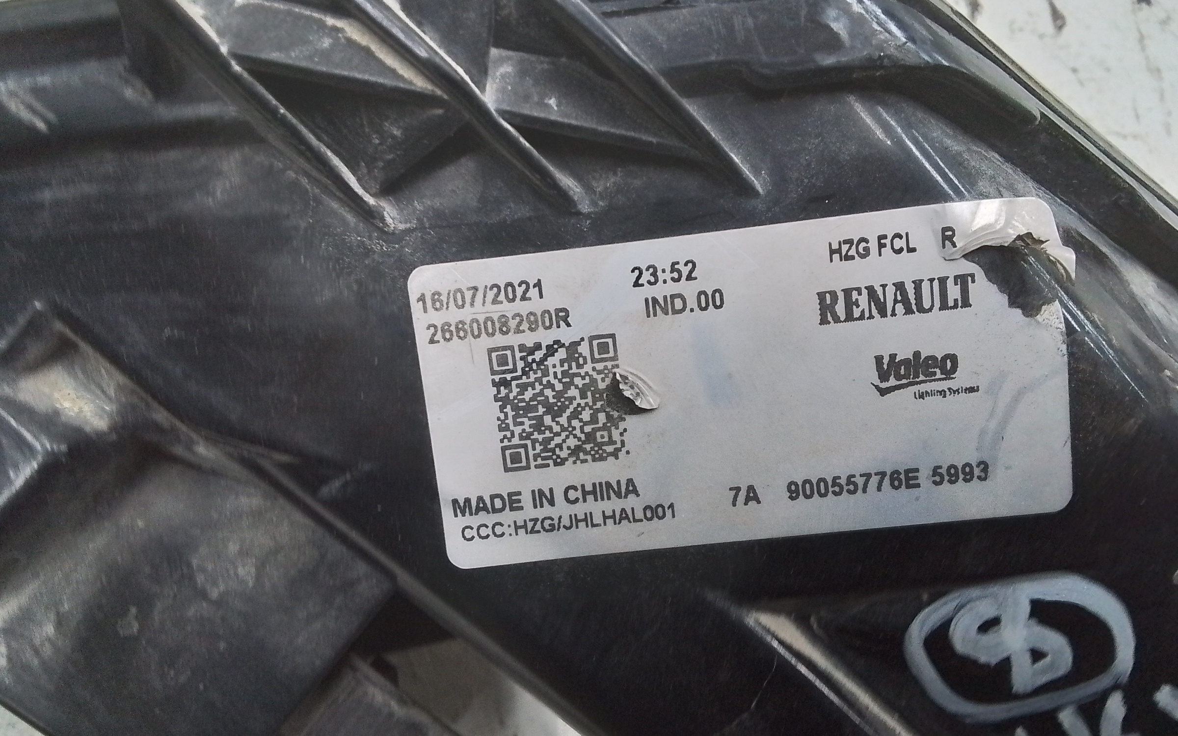 Фара ДХО передняя правая Renault Koleos 2 LED