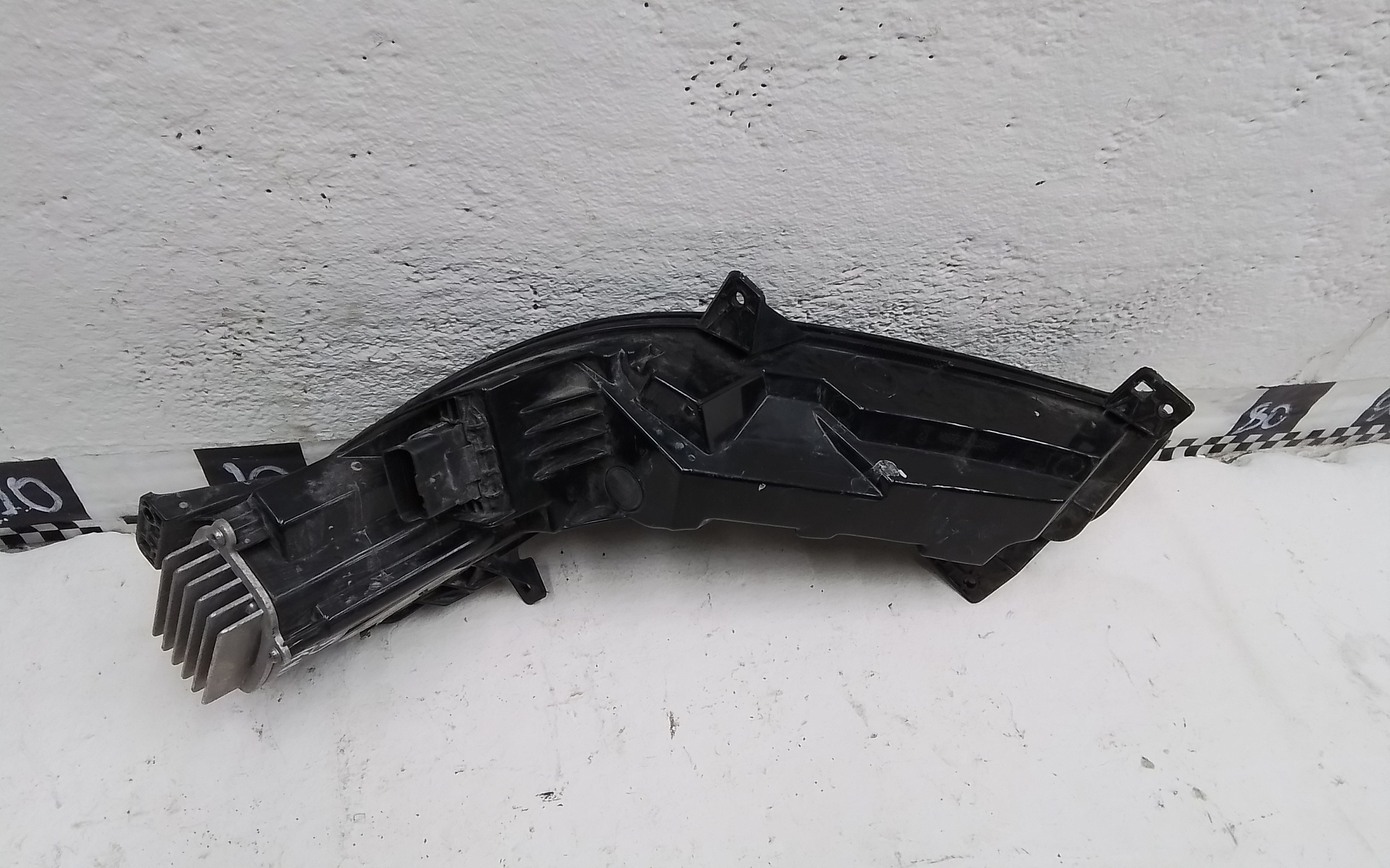 Фара ДХО передняя правая Renault Koleos 2 LED