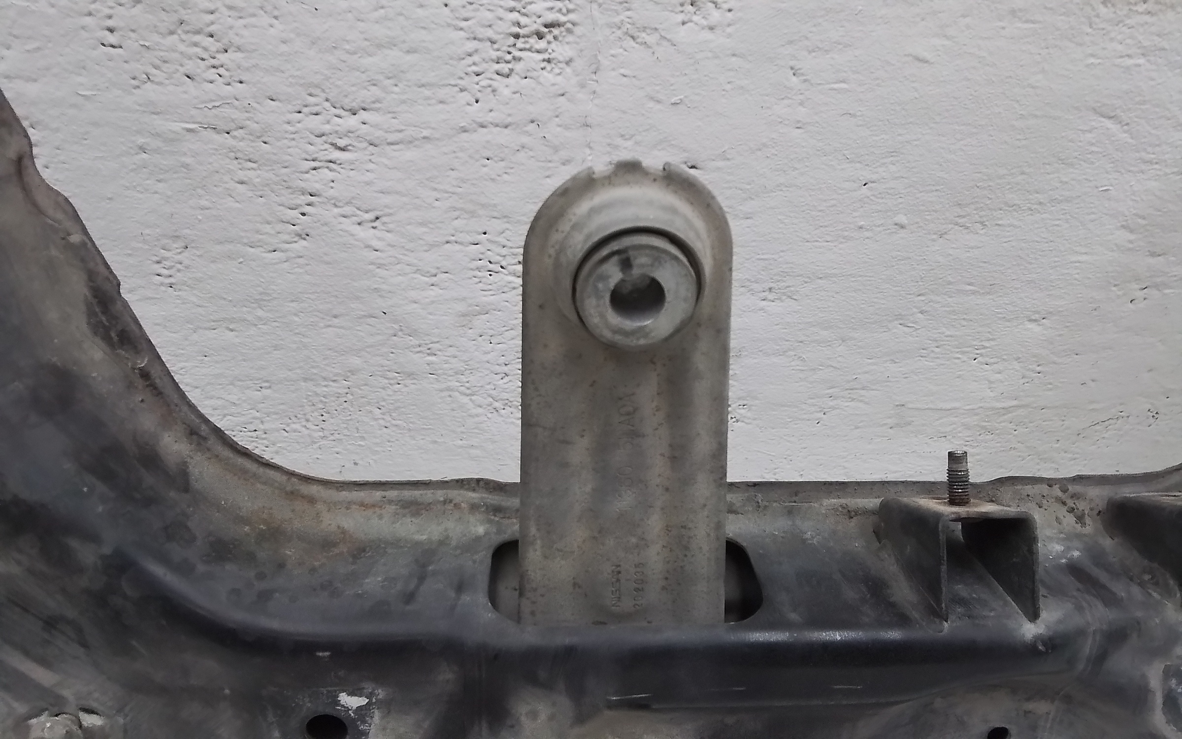 Подрамник передний Renault Koleos 2