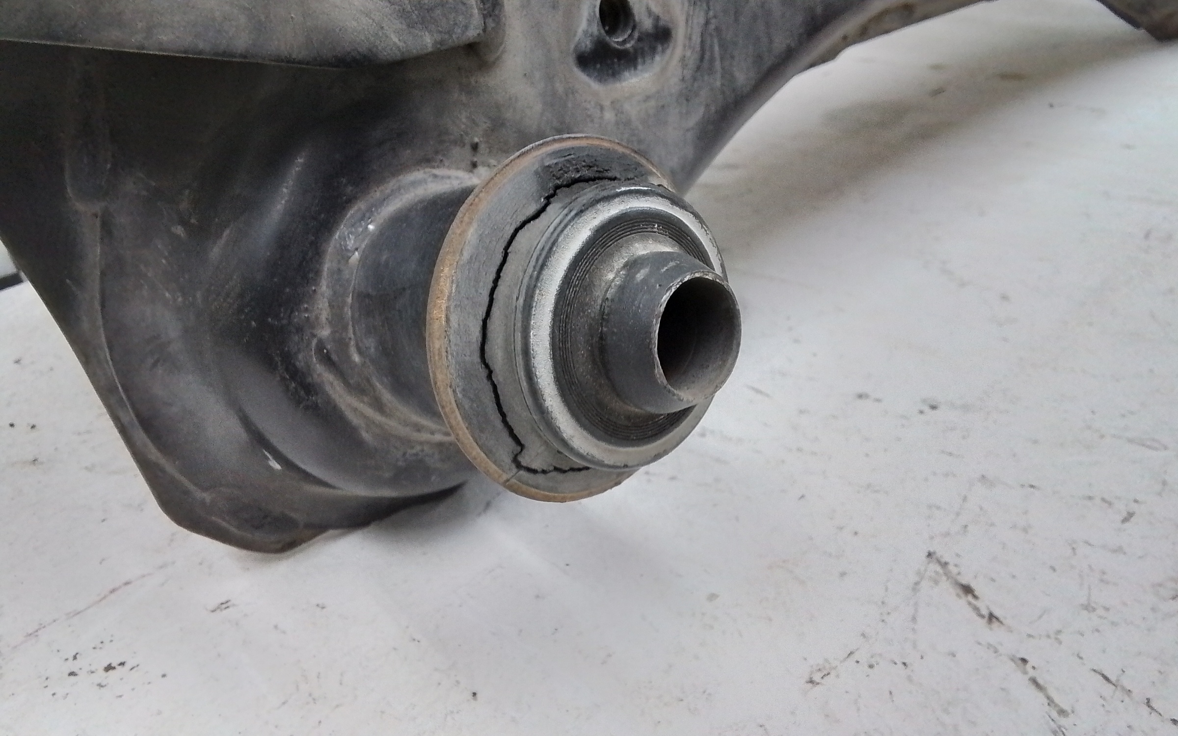 Подрамник передний Renault Koleos 2