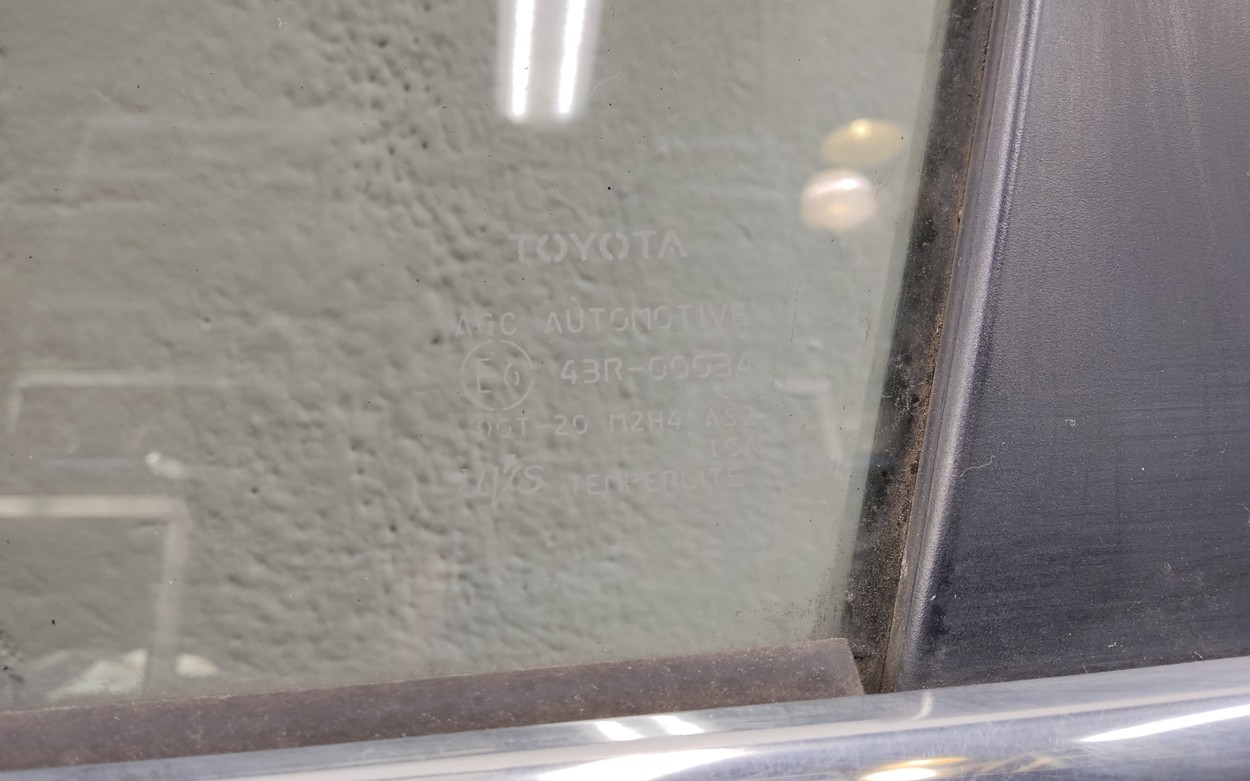 Дверь передняя левая Toyota RAV4 CA40