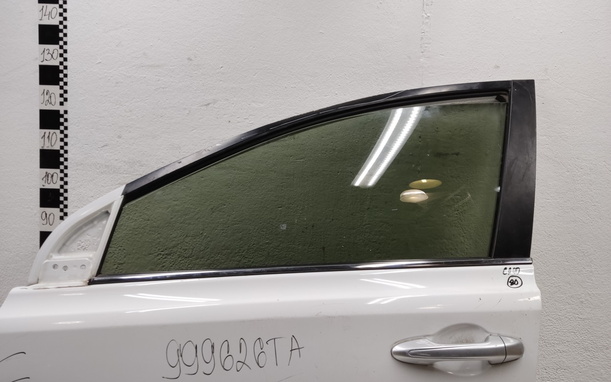 Дверь передняя левая Toyota RAV4 CA40